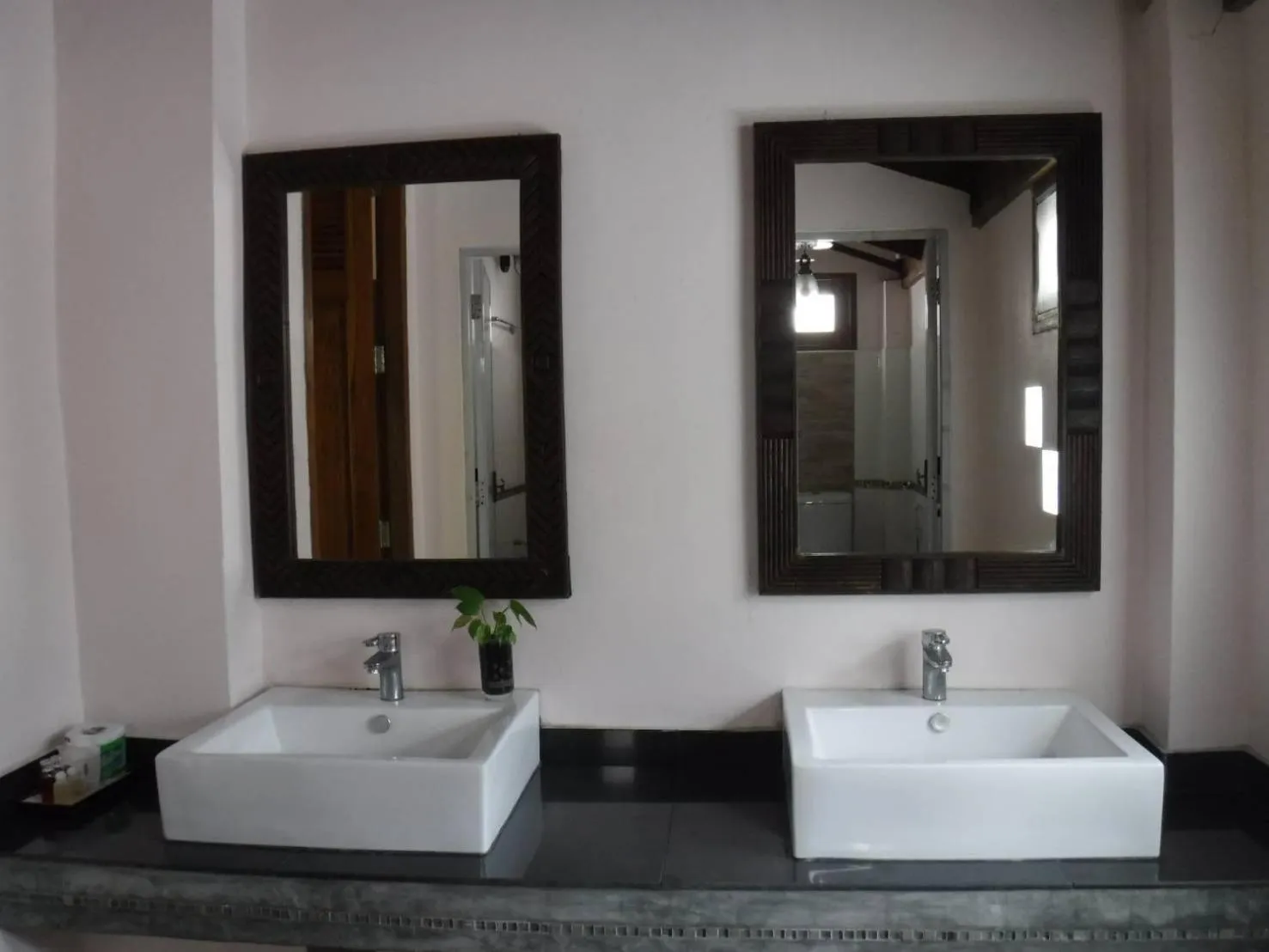 Bathroom in Seashell Resort Hostel Koh Tao