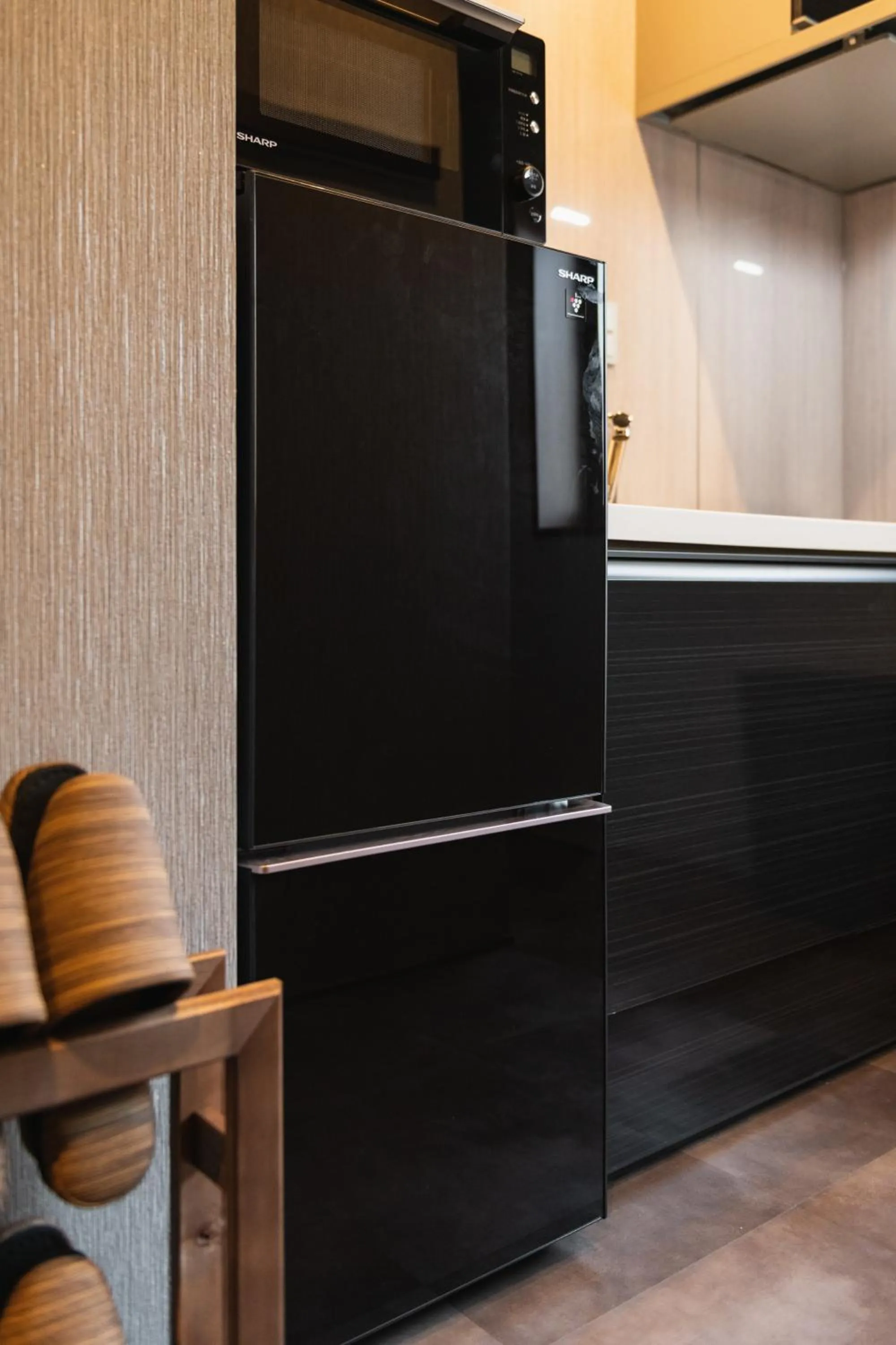 Photo of the whole room in GRAND BASE Haruyoshi