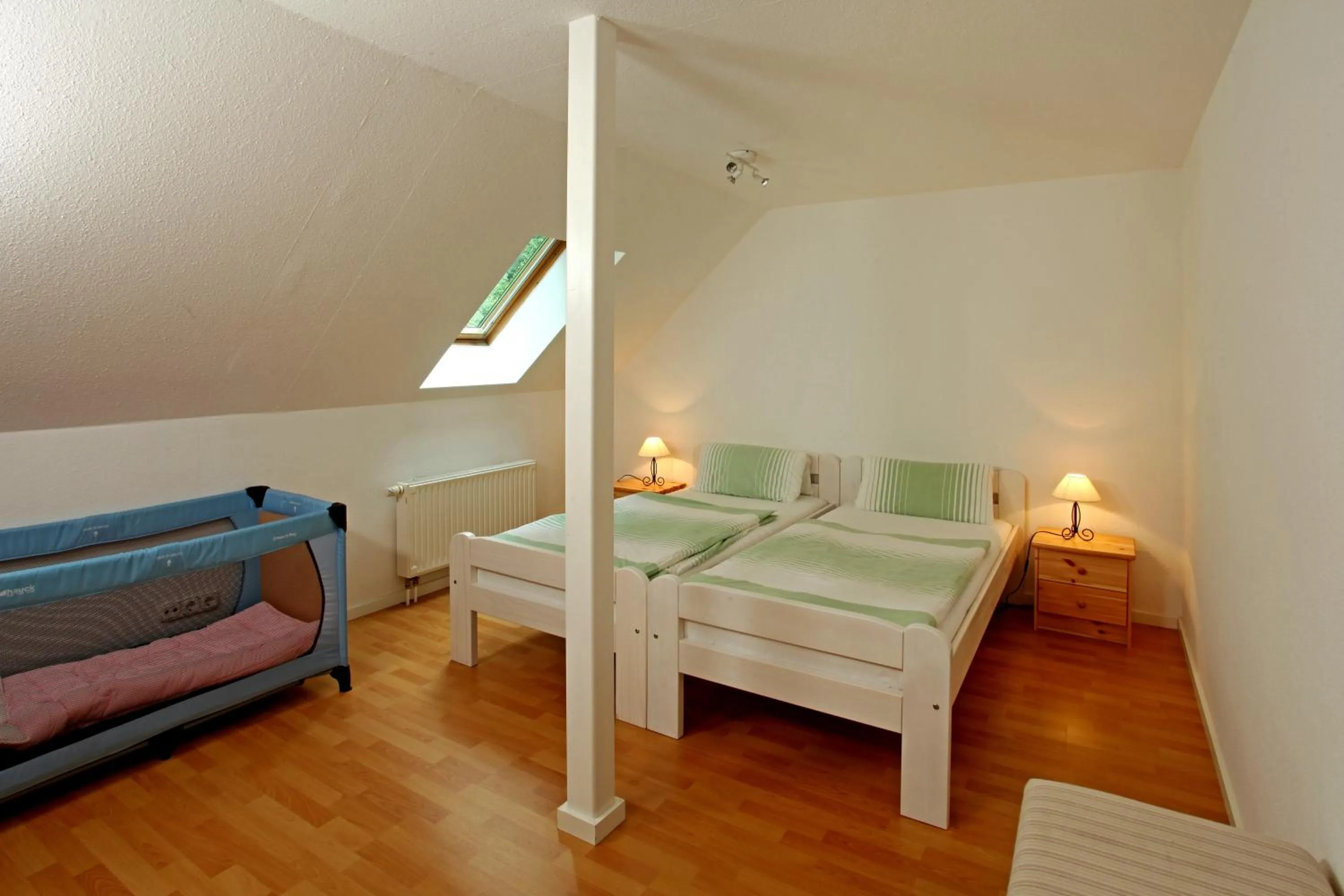 Bedroom, Bed in Hotel Boltenmühle