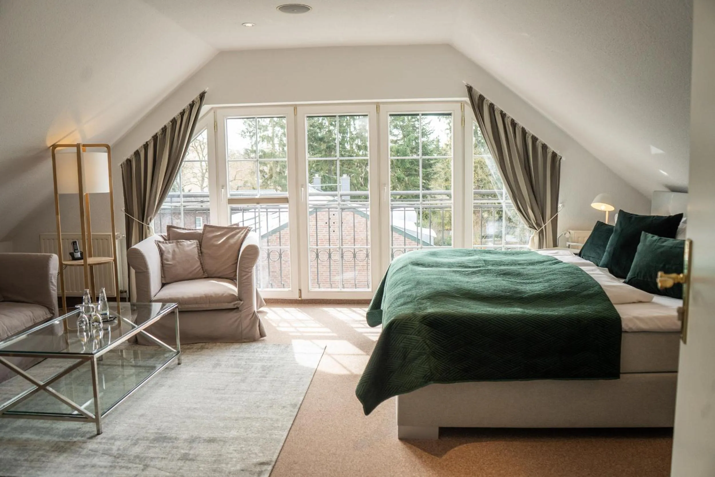 Photo of the whole room, Bed in Hotel & Restaurant Am Alten Rhin