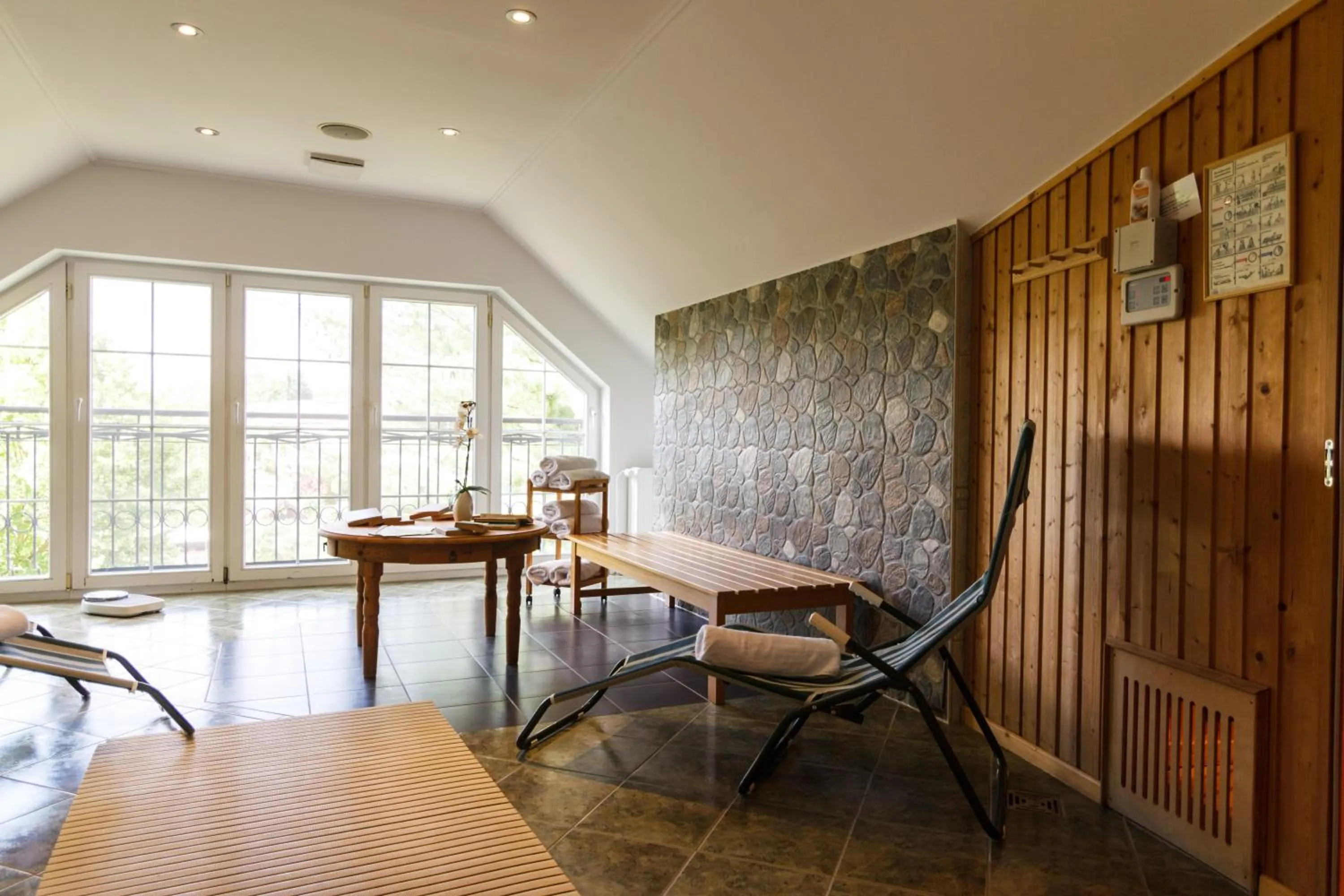 Spa and wellness centre/facilities in Hotel & Restaurant Am Alten Rhin