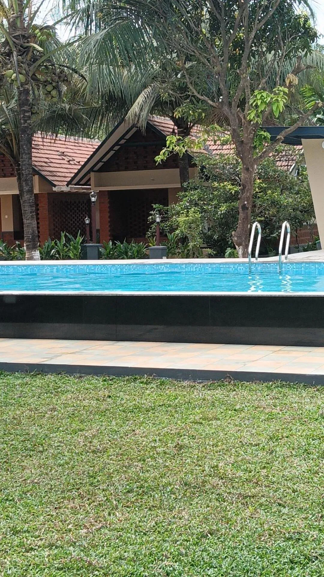 Swimming pool in Green Planet Resort