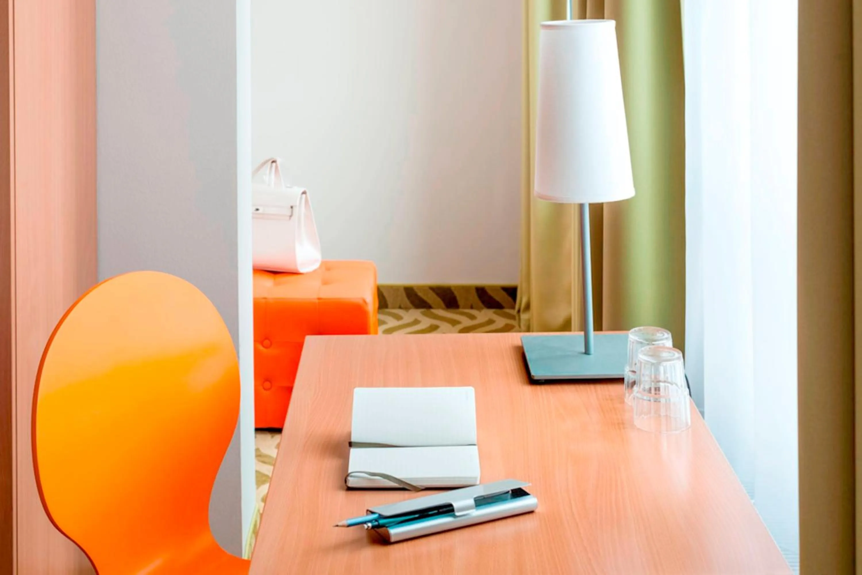 Seating area in ibis Styles Berlin City Ost