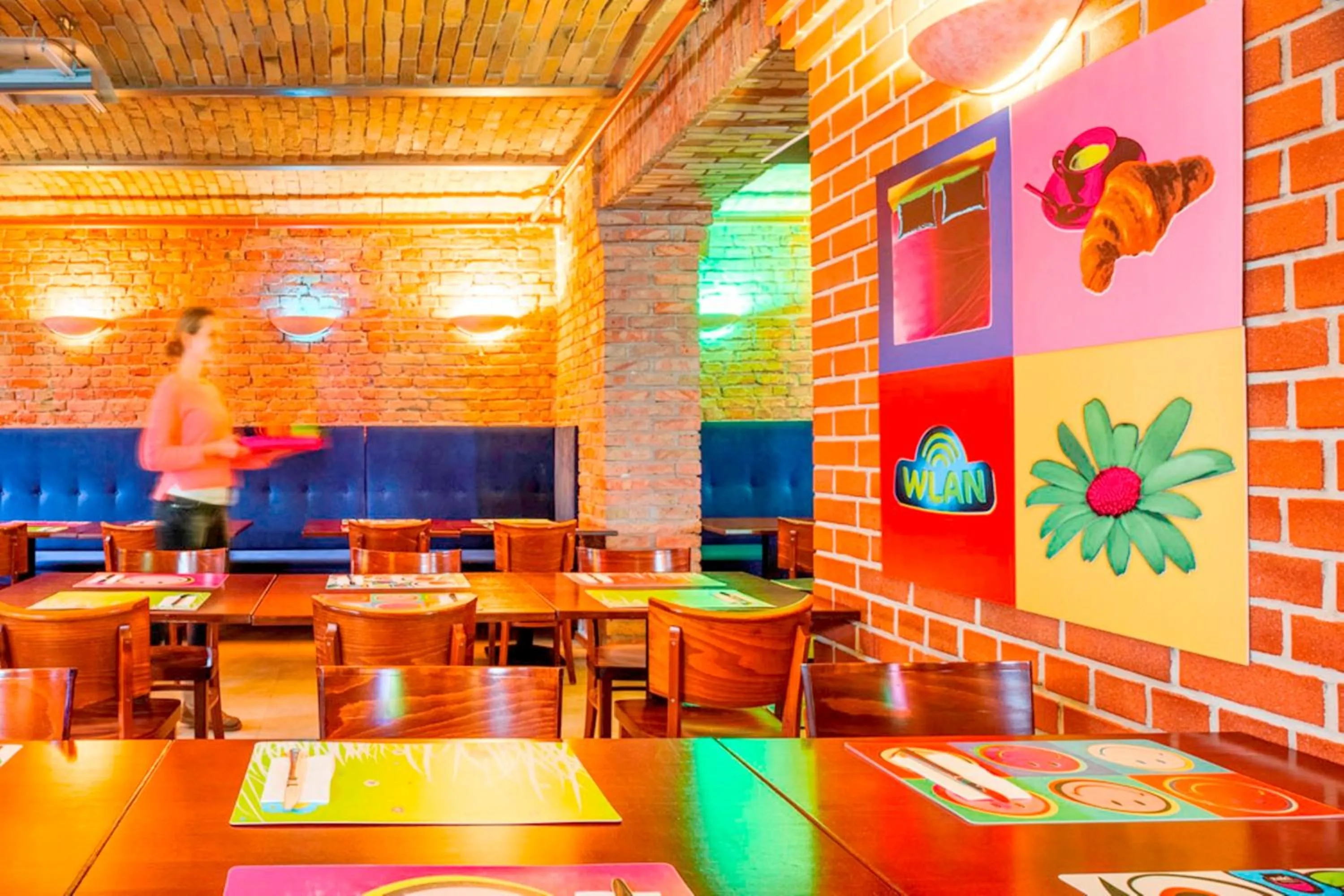 Restaurant/places to eat in ibis Styles Berlin City Ost