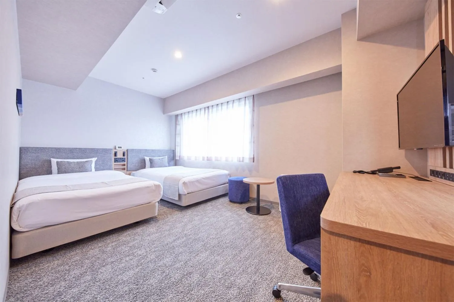 Photo of the whole room, Bed in Rembrandt Style Honatsugi