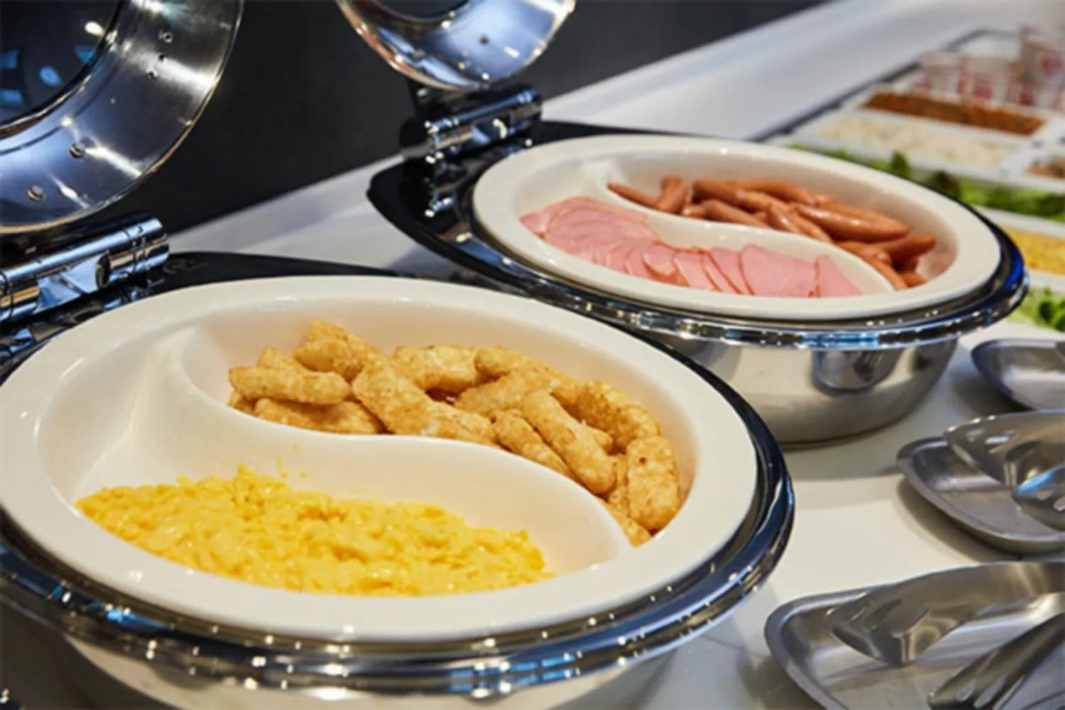 Buffet breakfast in Rembrandt Style Honatsugi