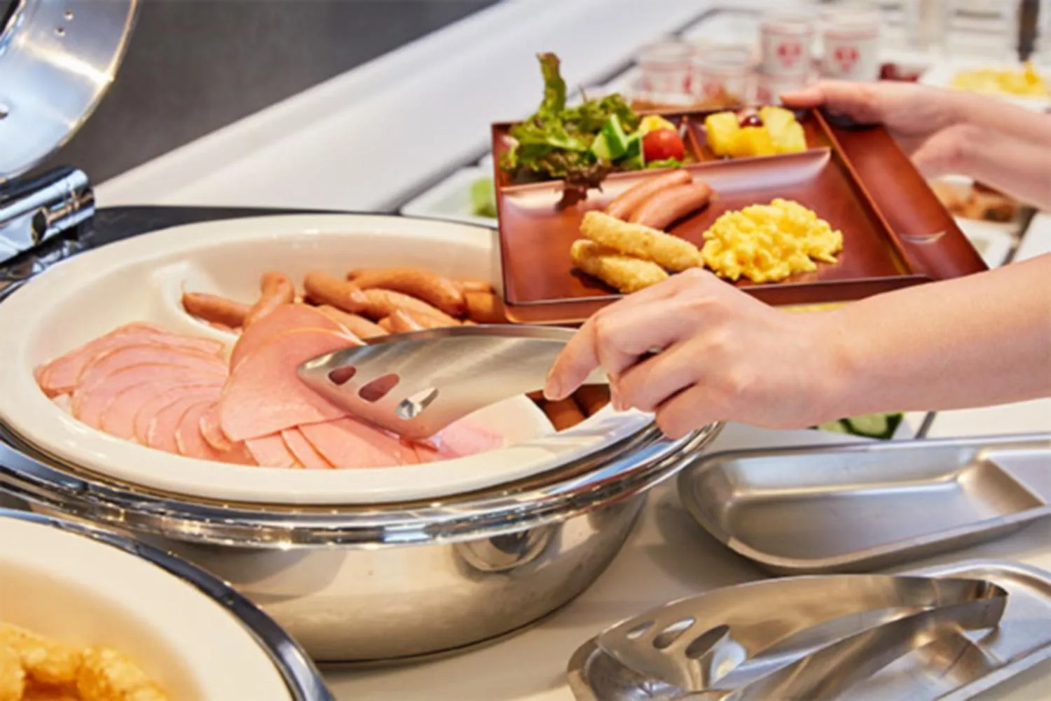 Buffet breakfast in Rembrandt Style Honatsugi