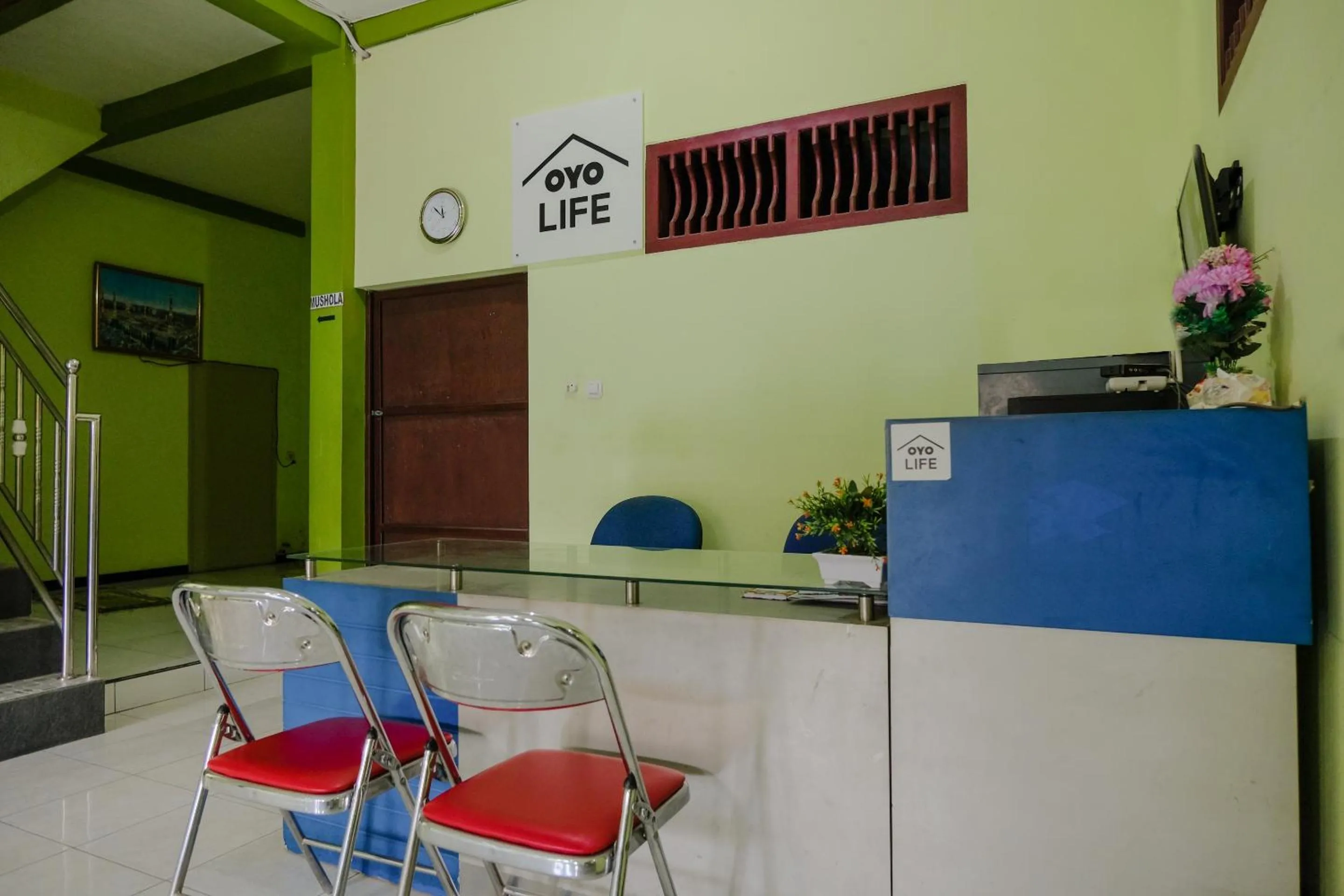 Lobby or reception in OYO Life 2508 Alba Suites Homestay Syariah