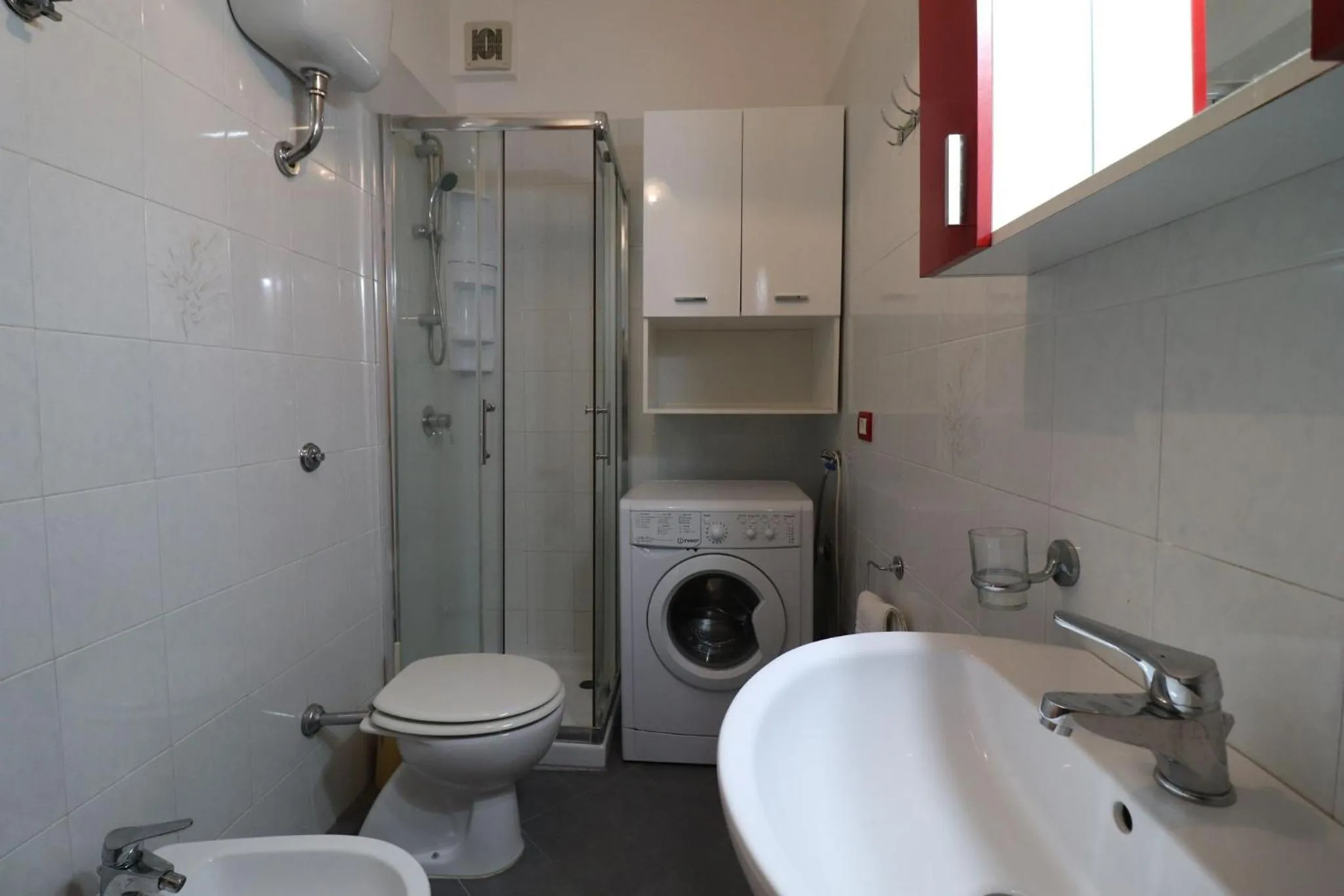 Toilet in Casa Virginia Elegant One-Bedroom Apartment Near the Beach