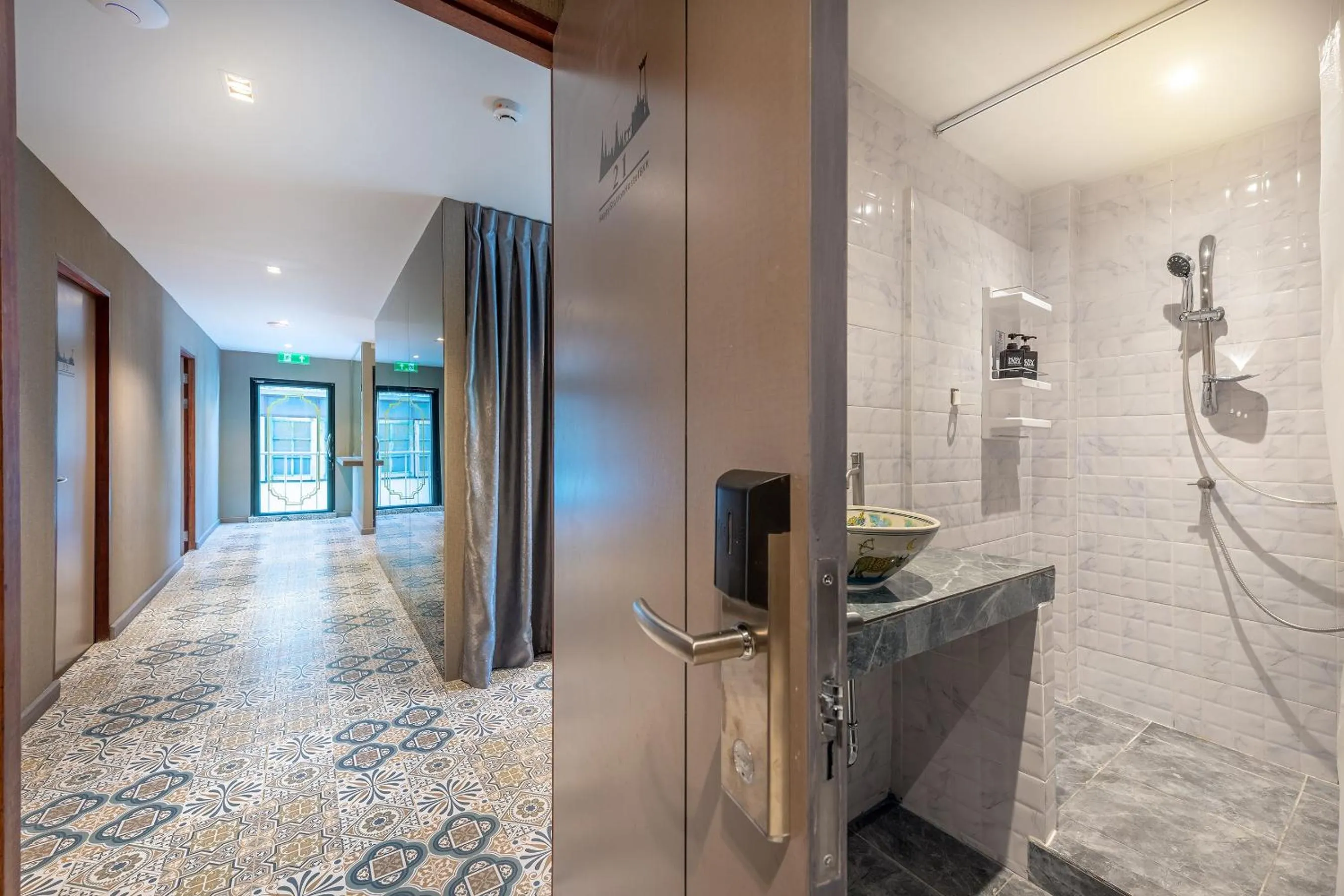 Bathroom in Happy Station Bangkok