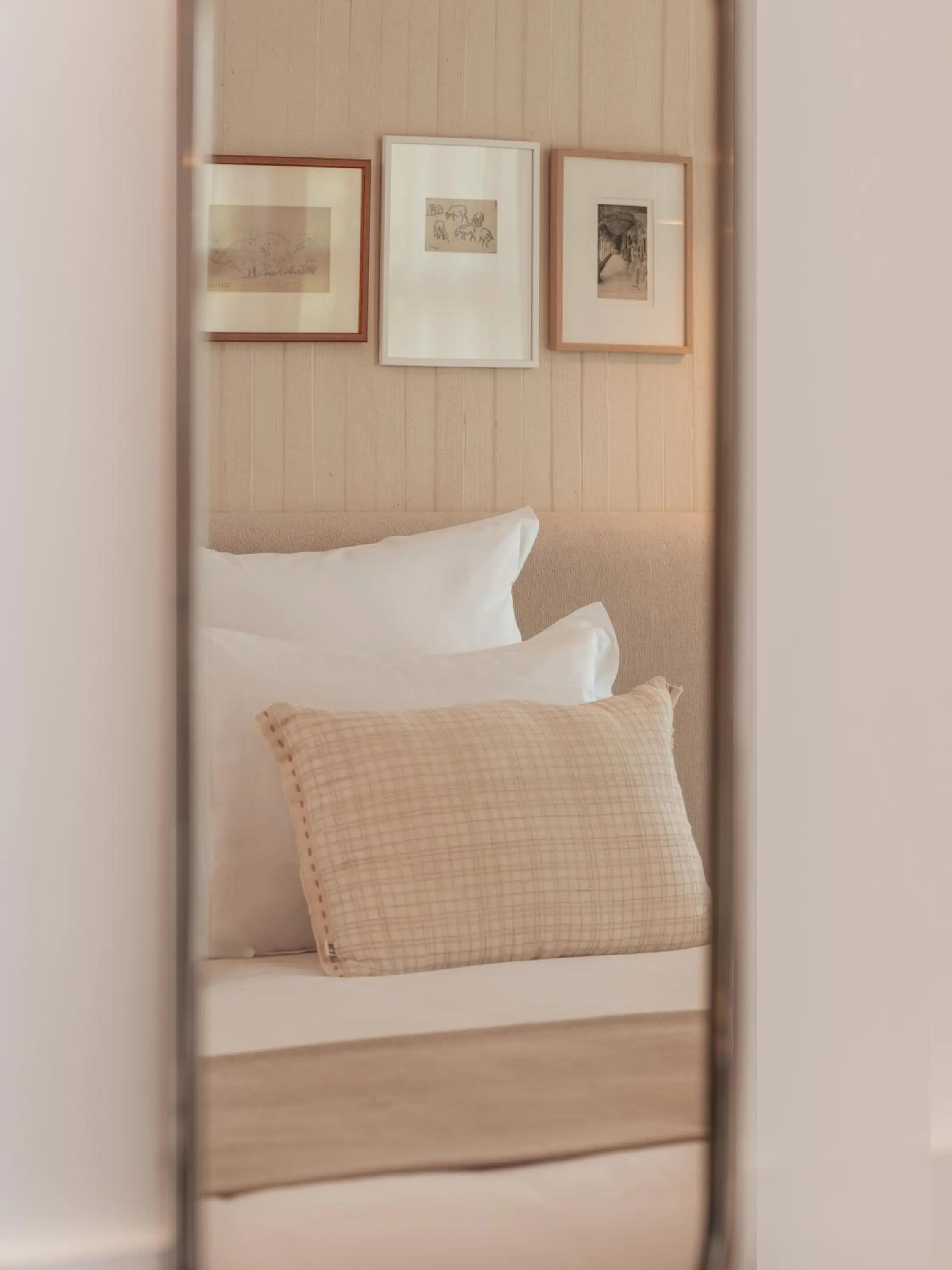 Bedroom, Bed in Hôtel Saint Christophe Aix en Provence Centre Ville