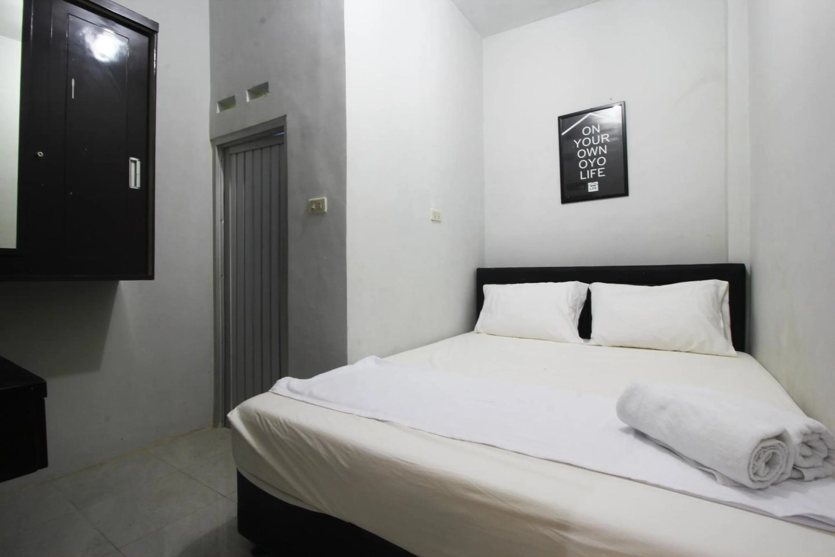 Bedroom, Bed in OYO Life 2273 Pratama Homestay