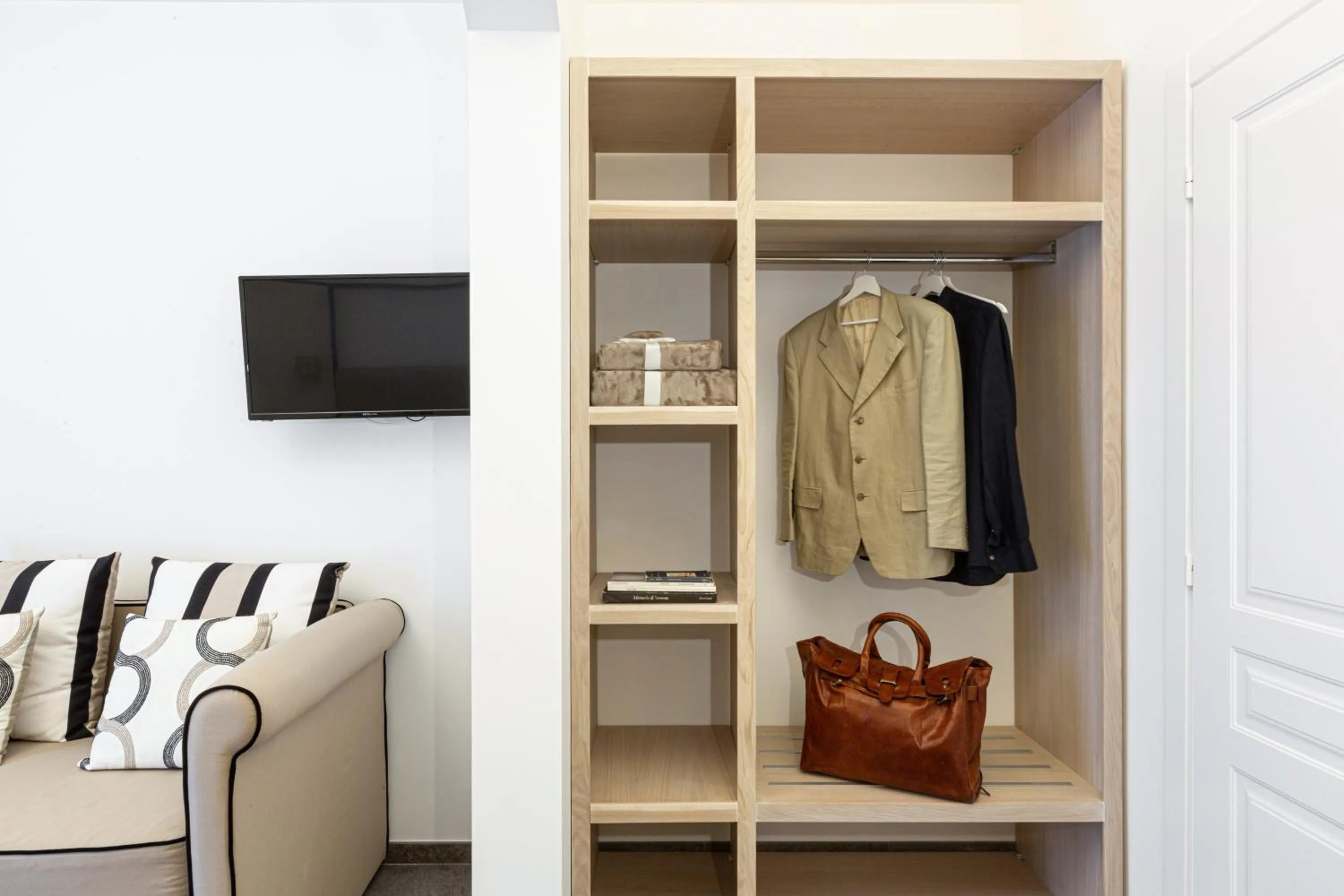 wardrobe in la dimora di Cornelia