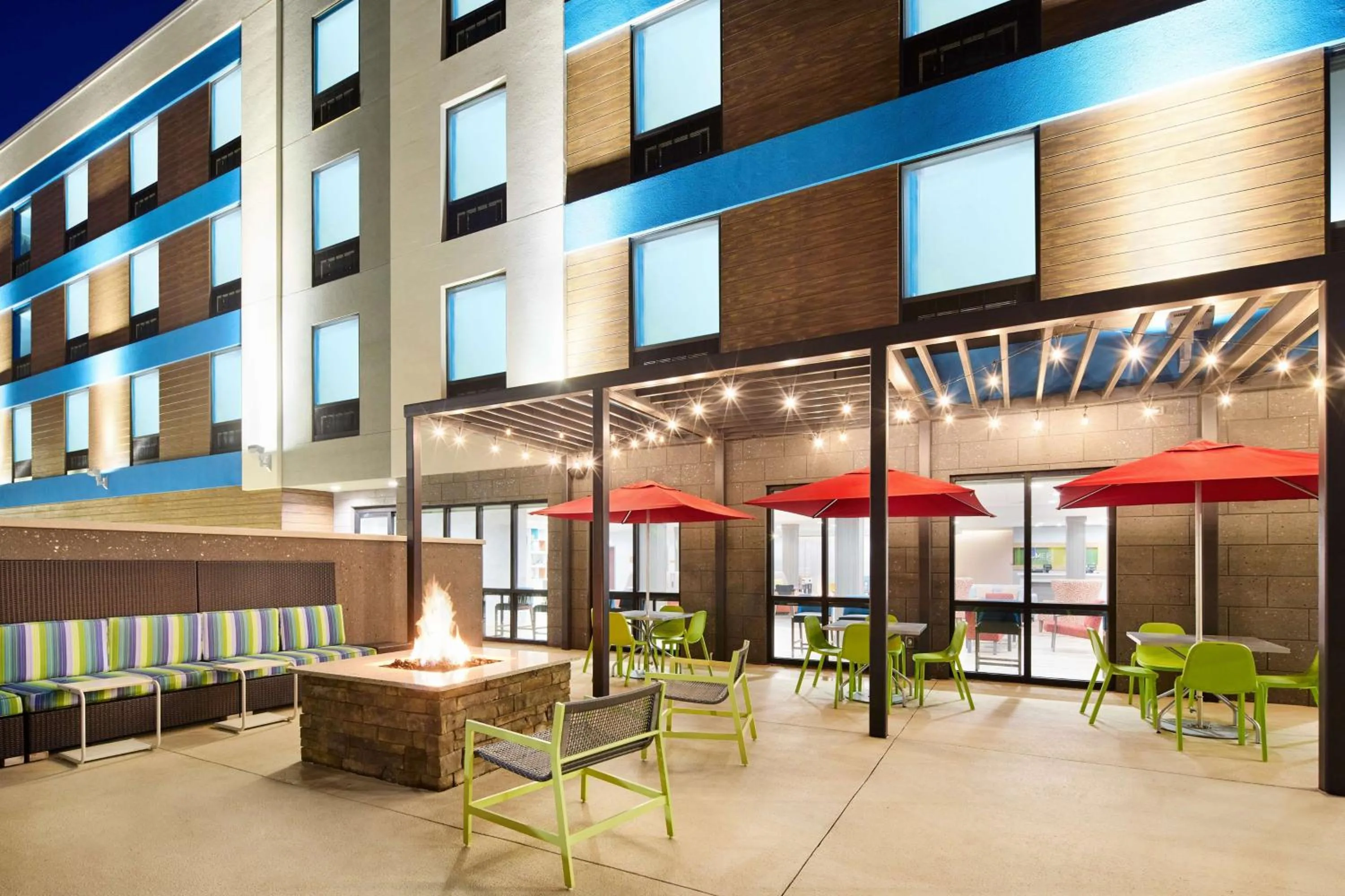 Patio in Home2 Suites By Hilton Pensacola I-10 Pine Forest