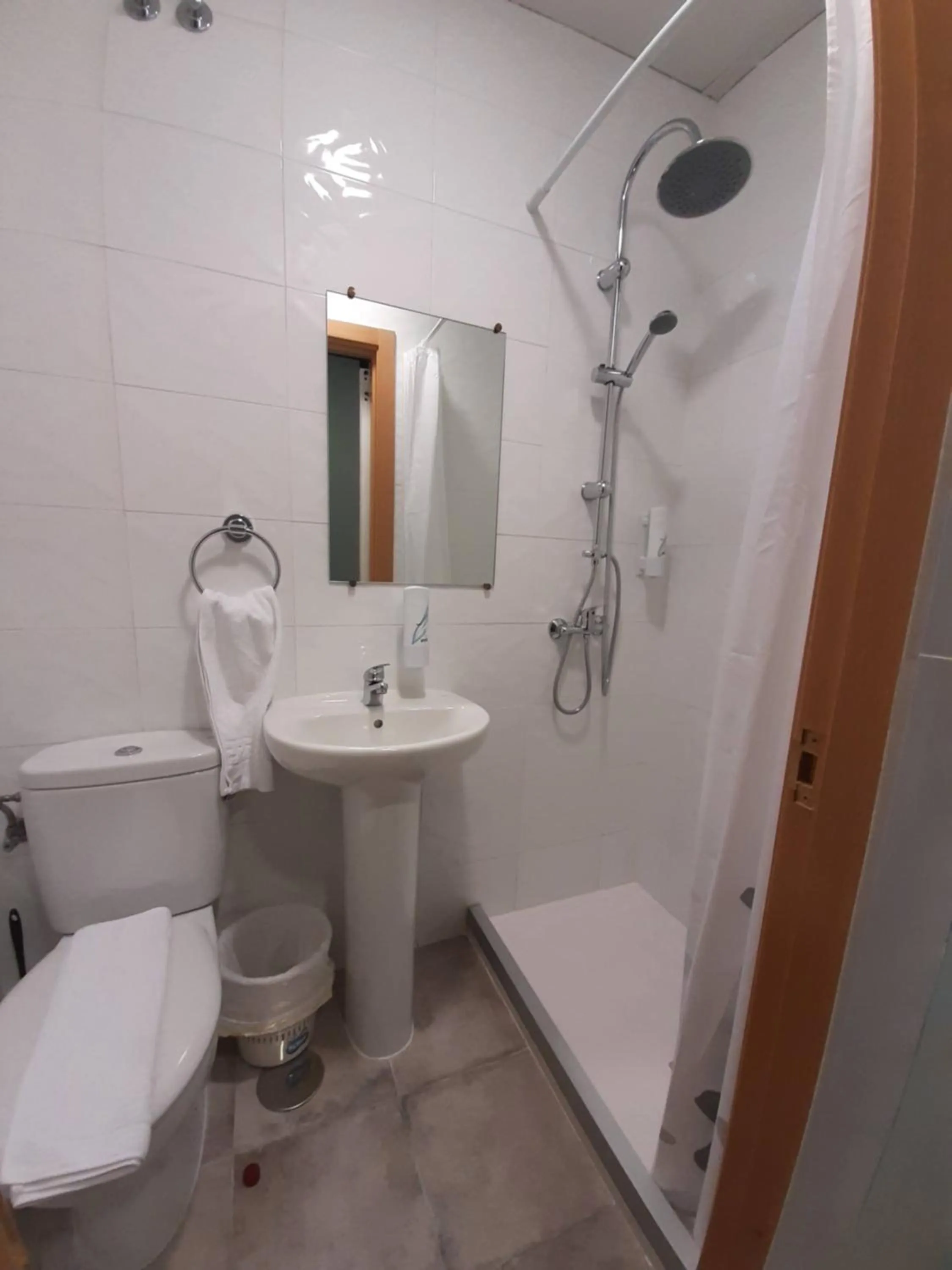 Bathroom in CH Murallas II