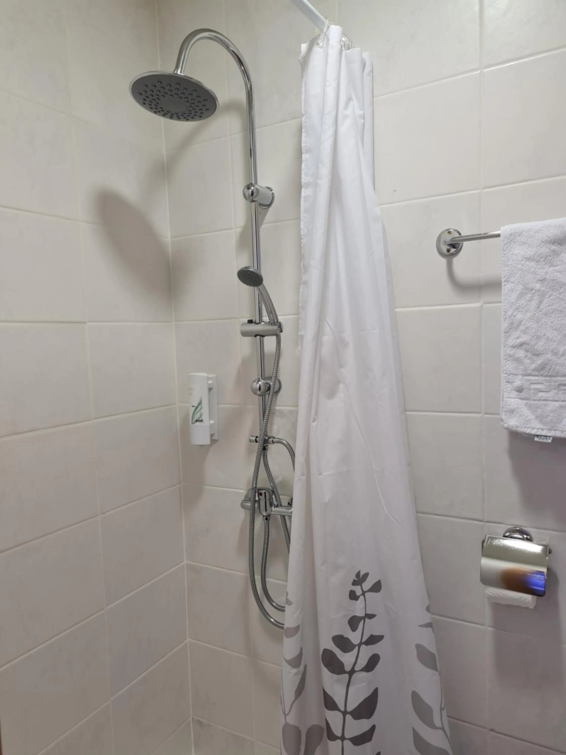 Bathroom in CH Murallas II