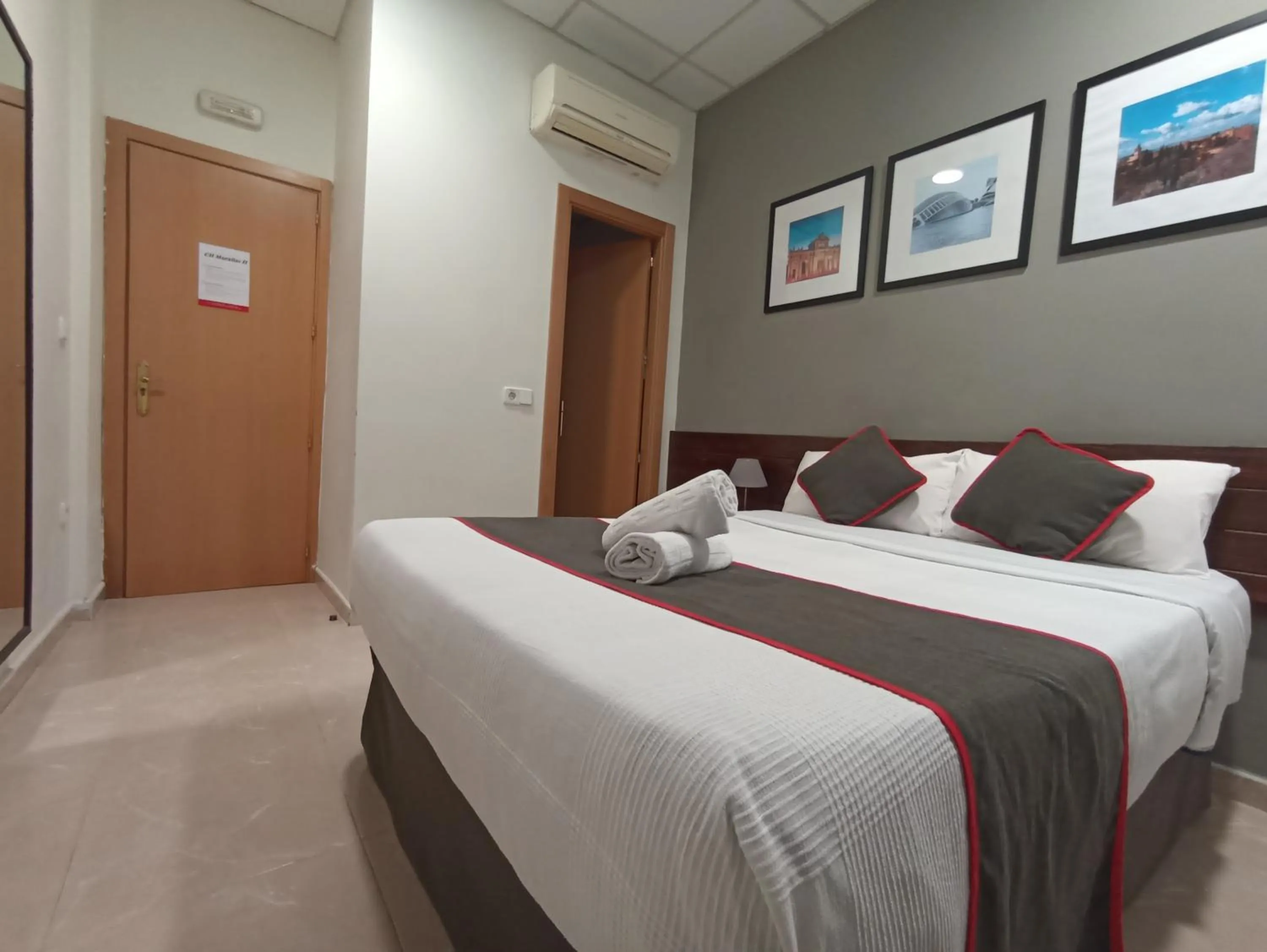 Bedroom, Bed in CH Murallas II