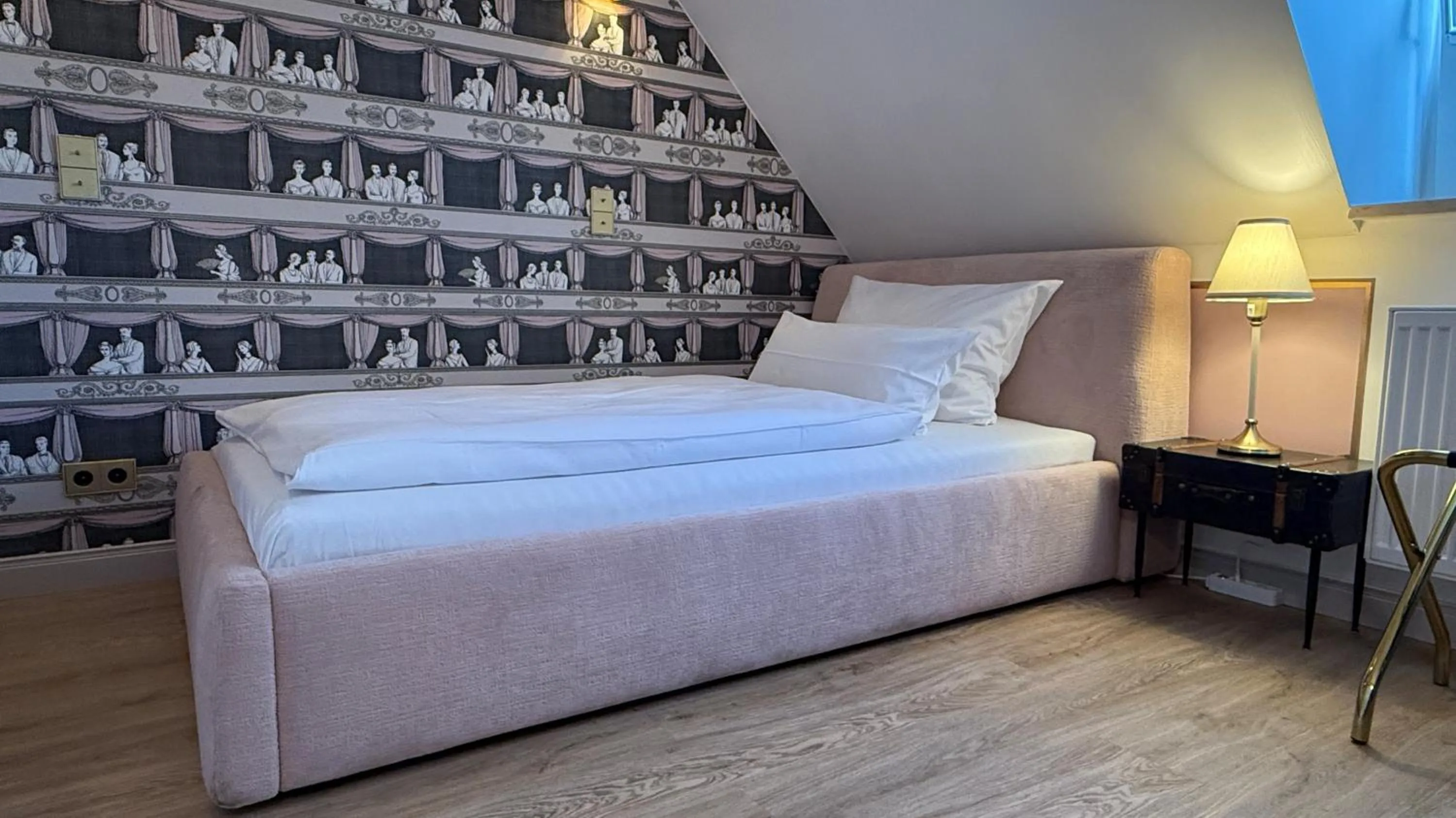 Bed in Hôtel du Train