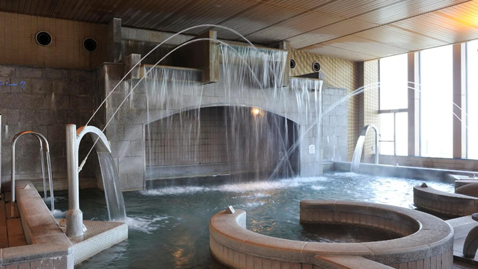 Hot Spring Bath in Ryugujo Spa Hotel Mikazuki Fujimitei