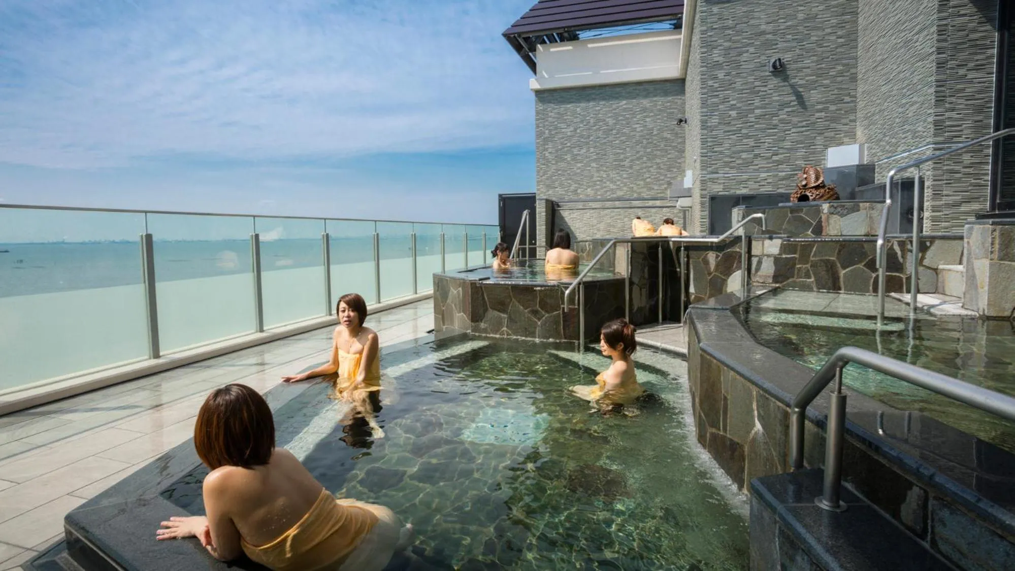 Hot Spring Bath in Ryugujo Spa Hotel Mikazuki Fujimitei