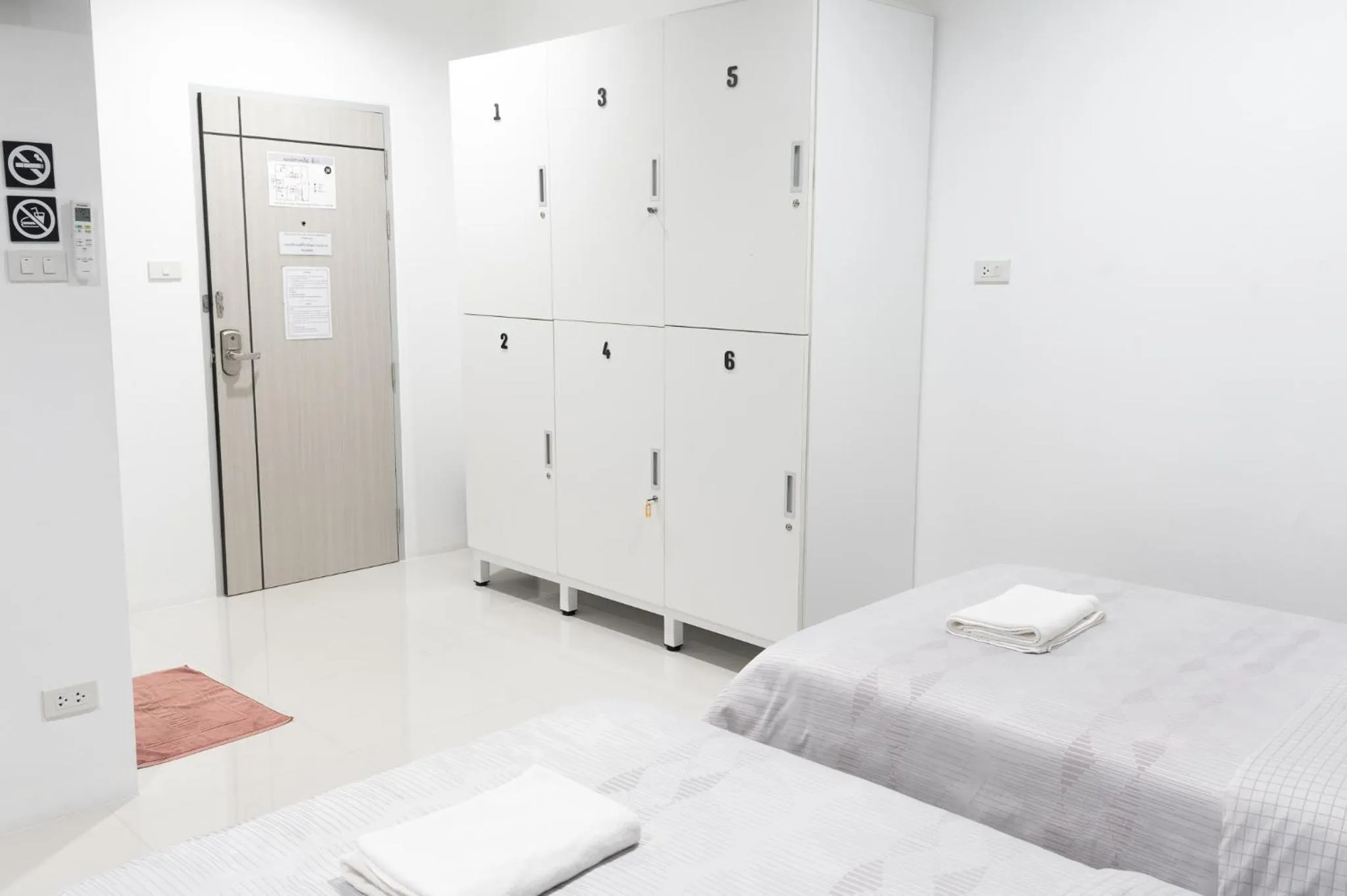 Bed in Munruk Hostel