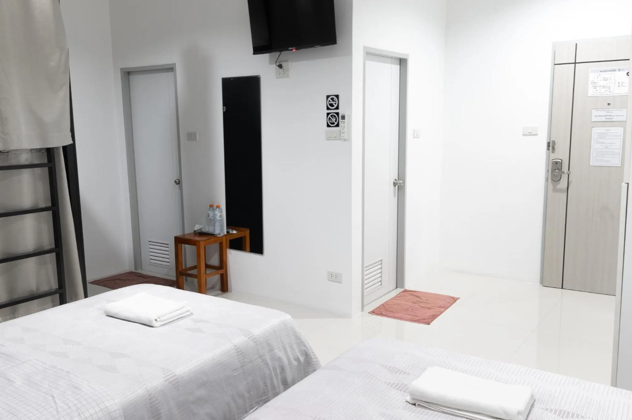 Bed in Munruk Hostel