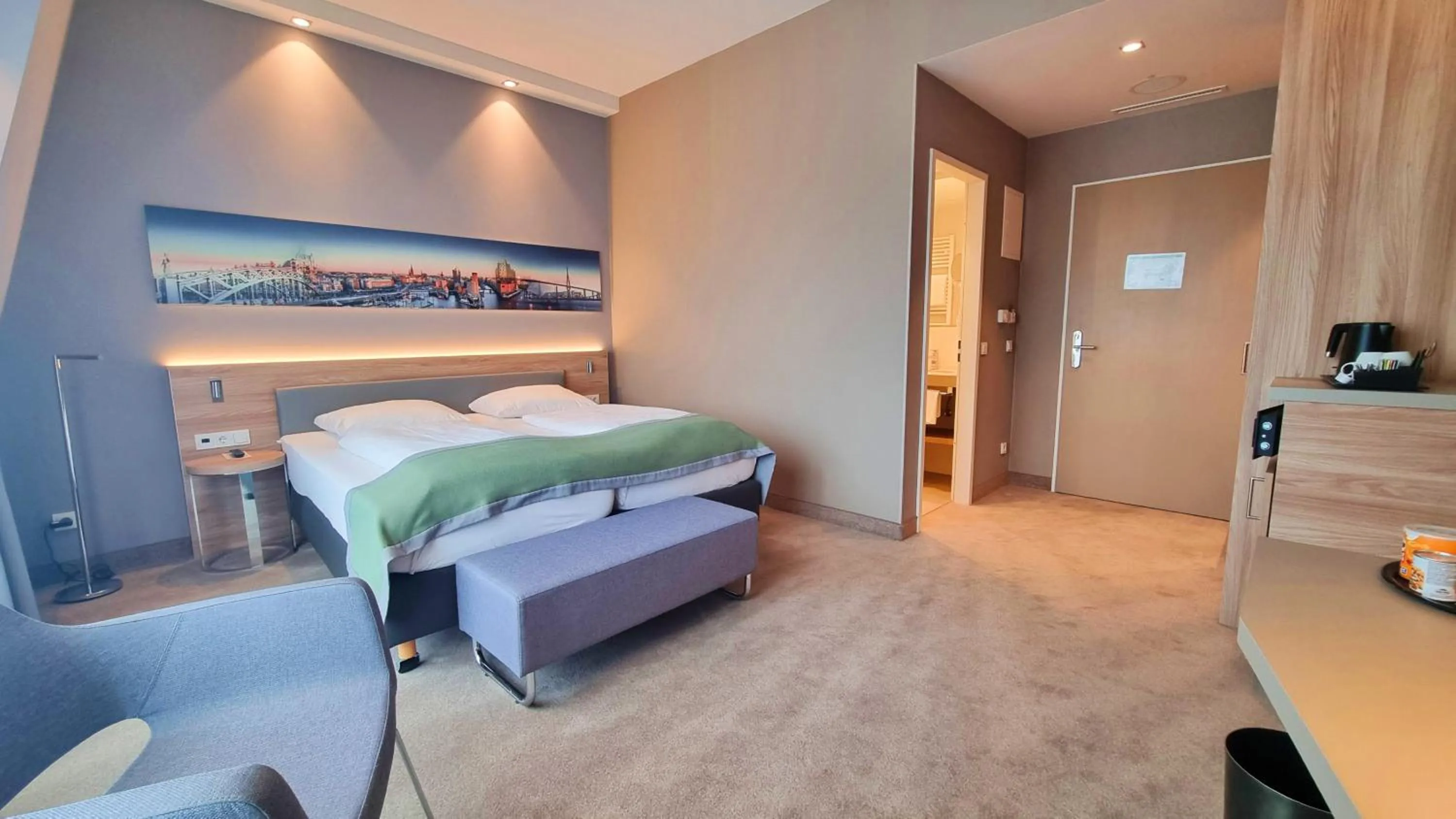 Photo of the whole room, Bed in Hotel Panorama Hamburg-Harburg