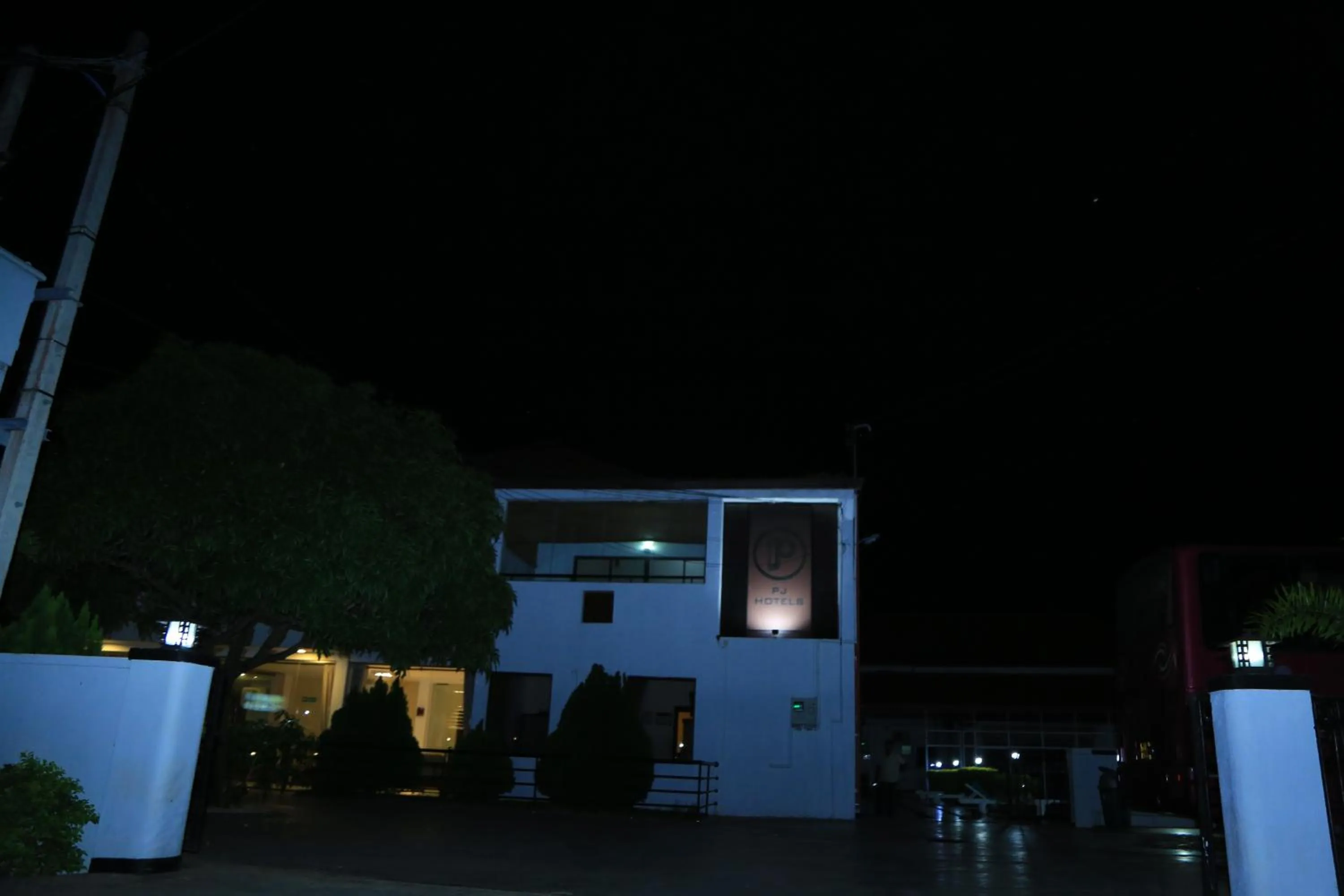 PJ Hotels Jaffna