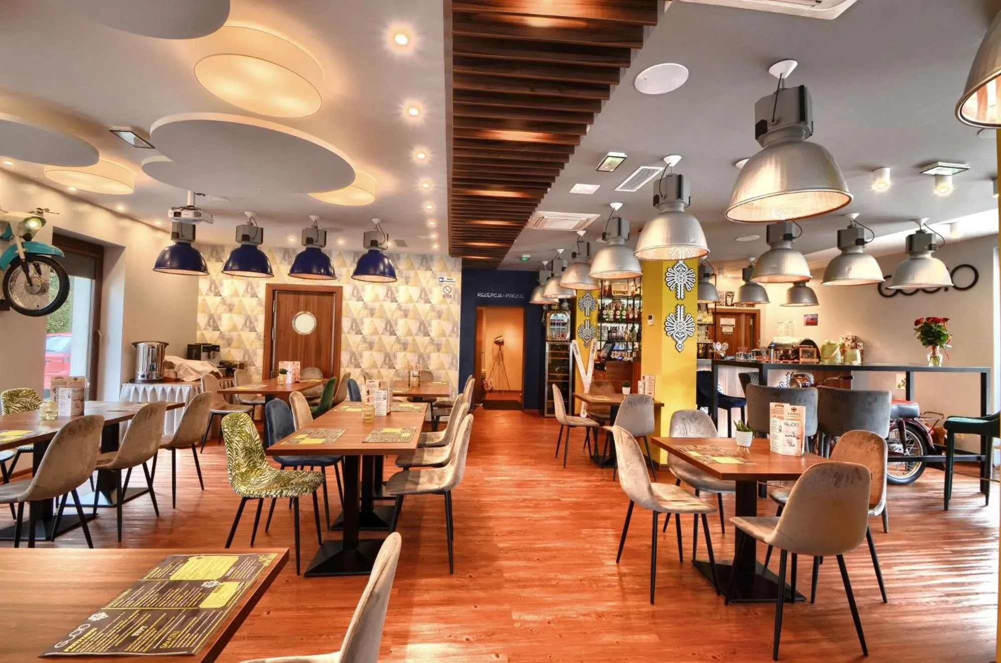 Restaurant/places to eat in Gucio - pokoje z restauracją Szczyrk