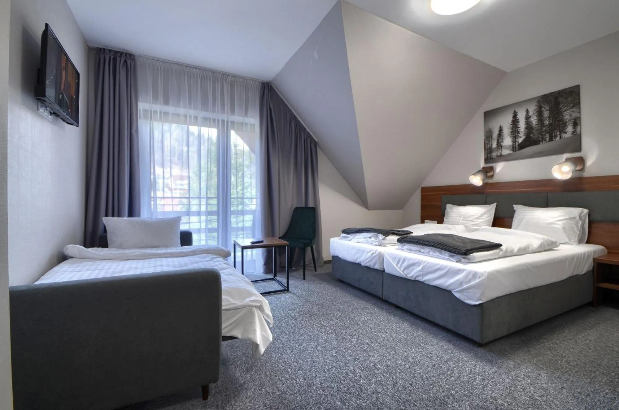 Bed in Gucio - pokoje z restauracją Szczyrk