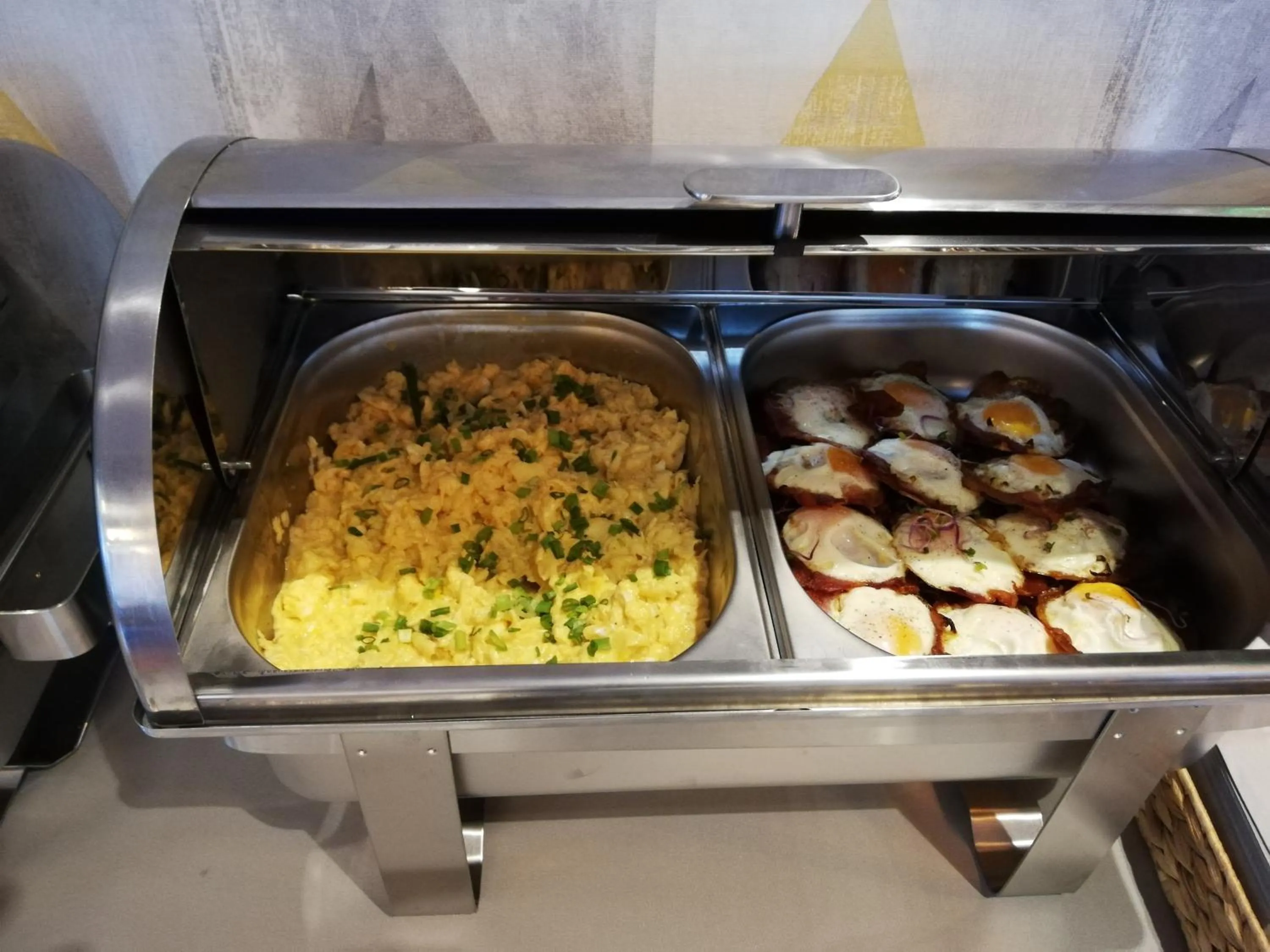 Breakfast in Gucio - pokoje z restauracją Szczyrk