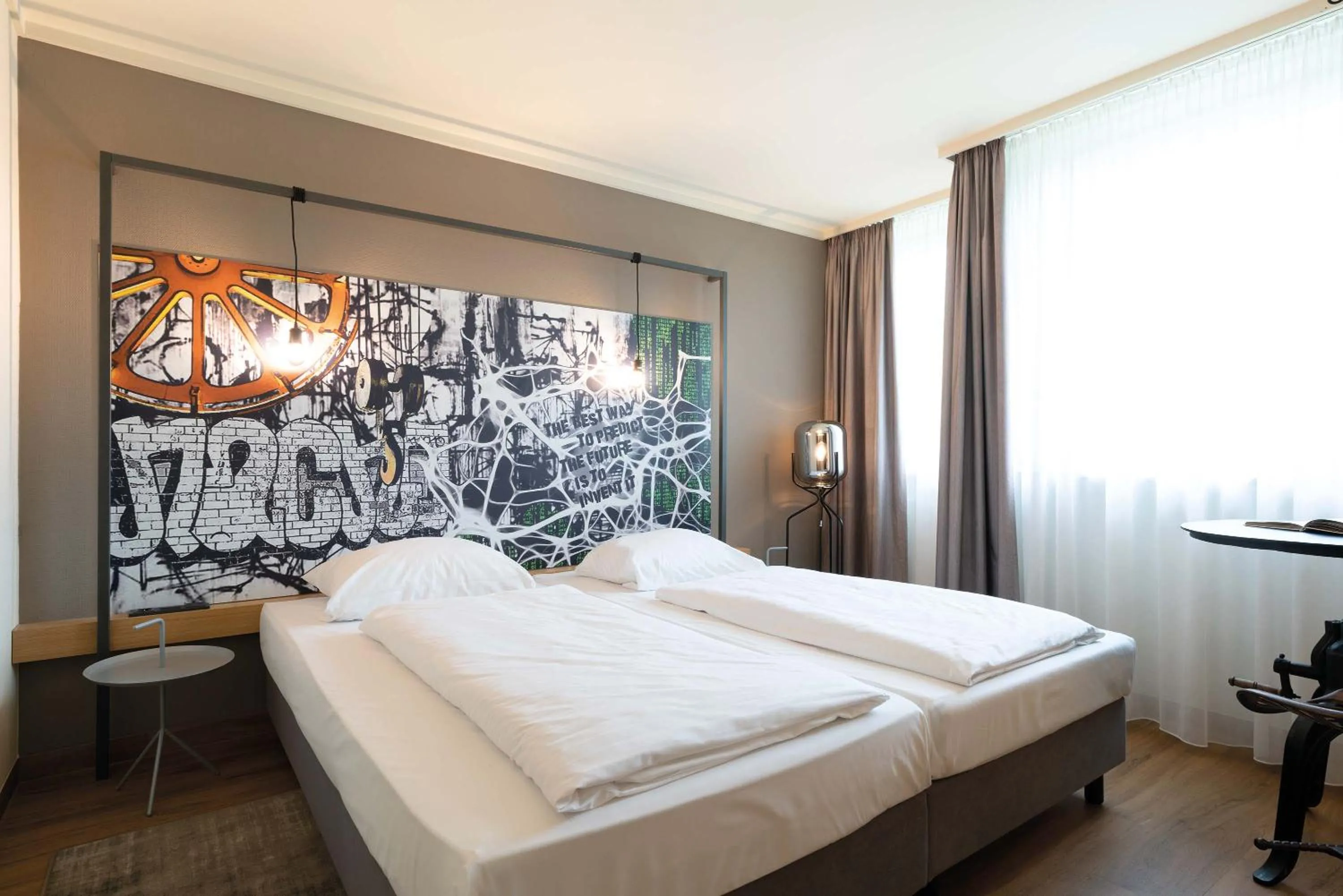 Bed in Seminaris Hotel Bad Boll