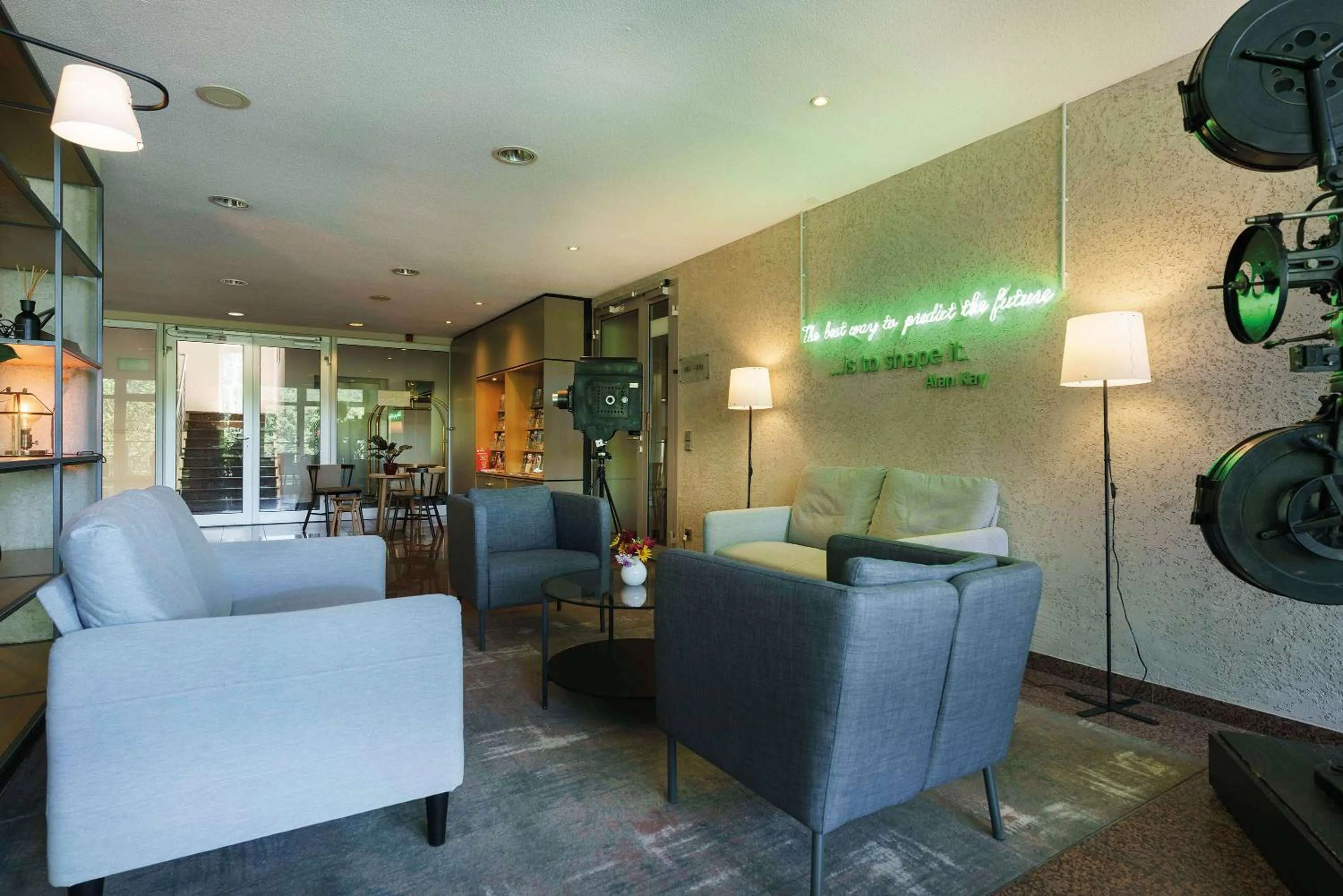 Lobby or reception in Seminaris Hotel Potsdam Griebnitzsee