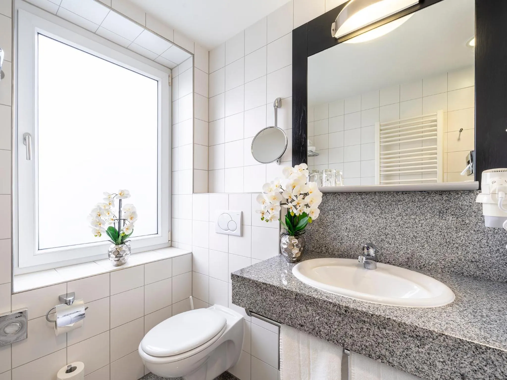 Bathroom in Best Western Hotel Heidehof