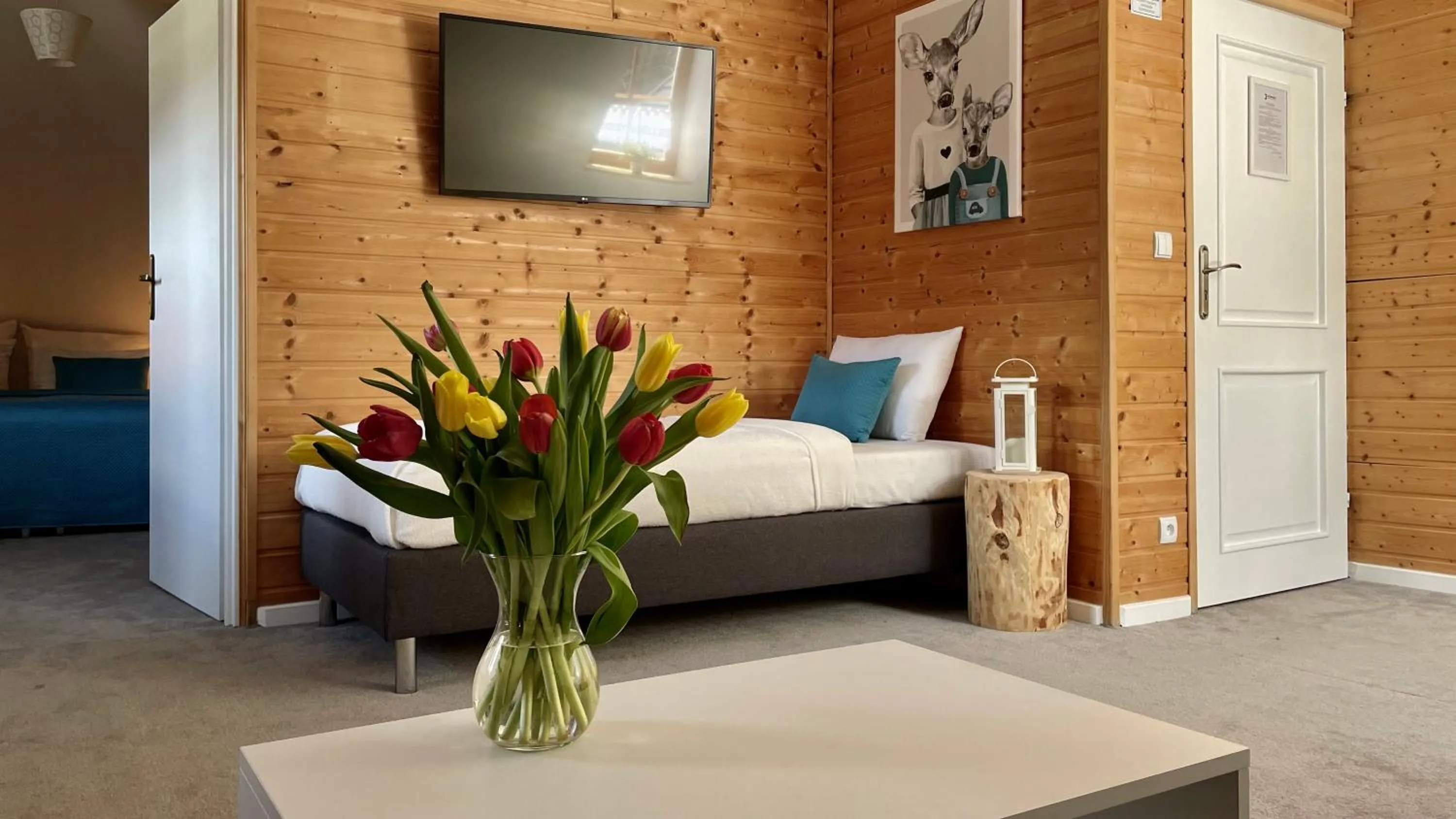 Seating area, Bed in Jaszowianka Best For You