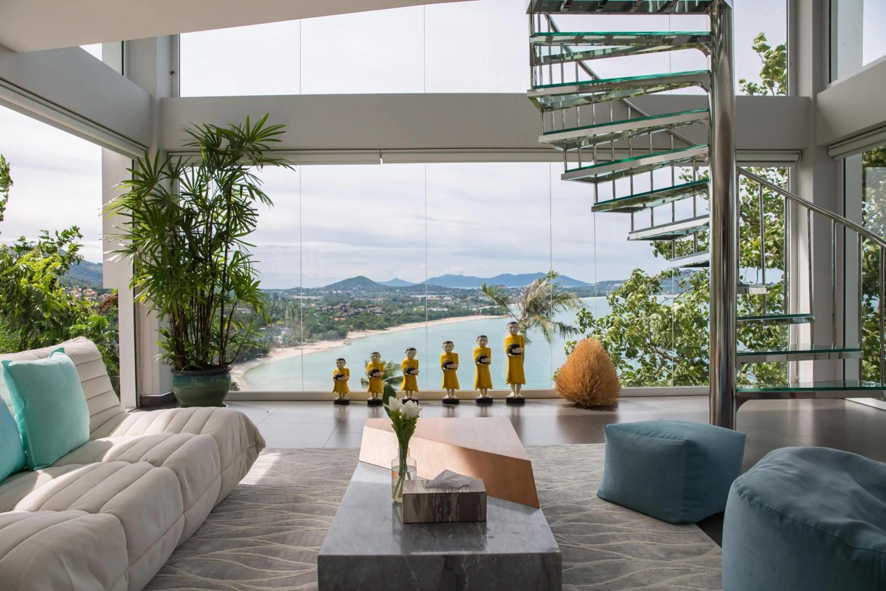 Living room in Panoramic Duplex Studio