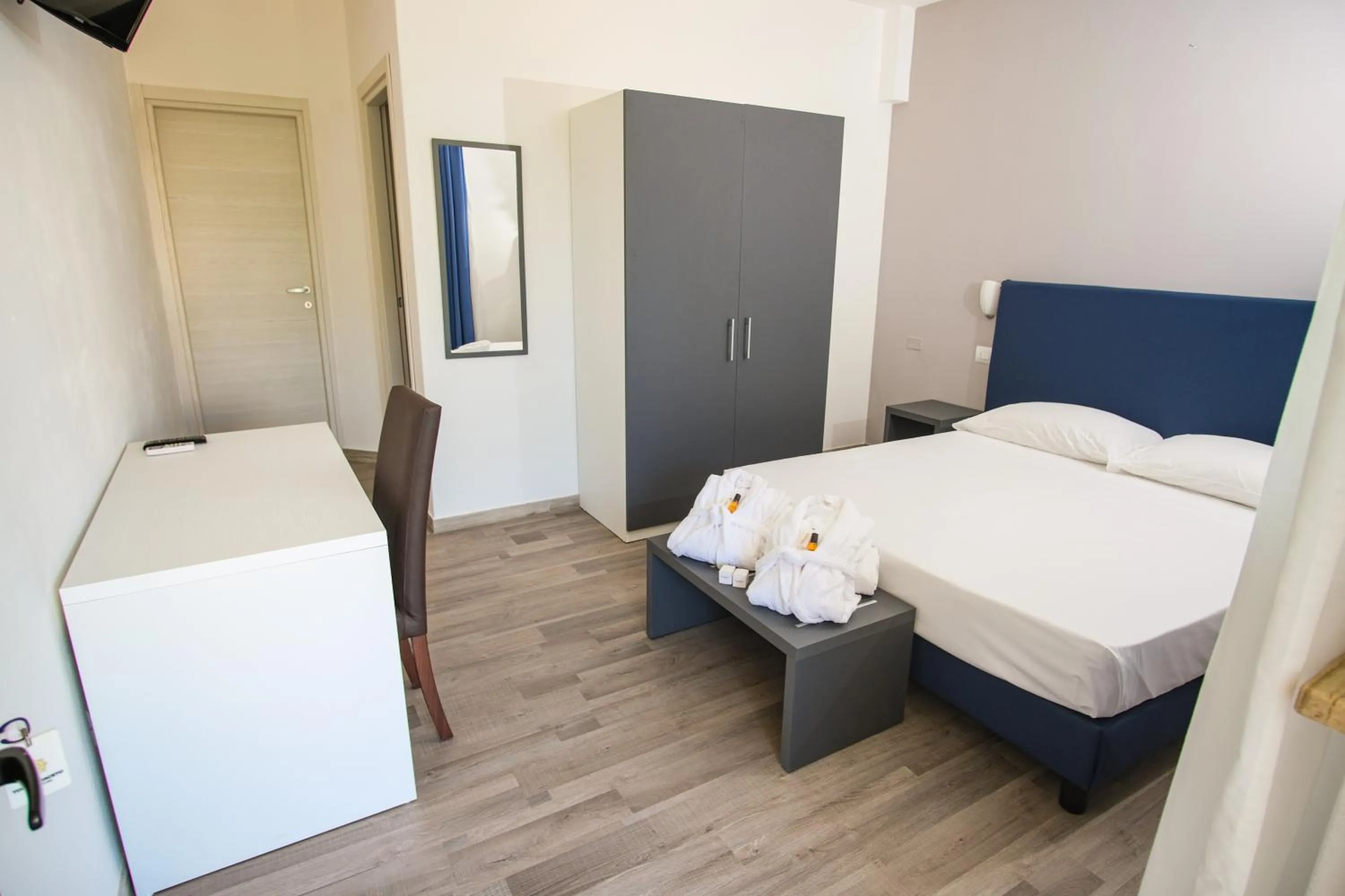 Bedroom, Bed in Torre Guaceto Greenblu Resort