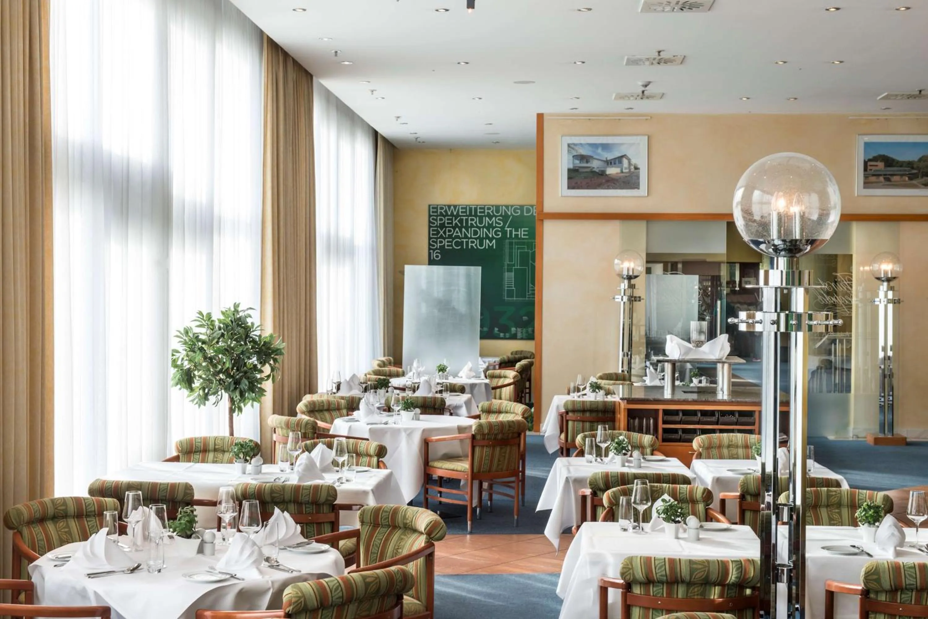 Restaurant/places to eat in Radisson Blu Fürst Leopold Hotel