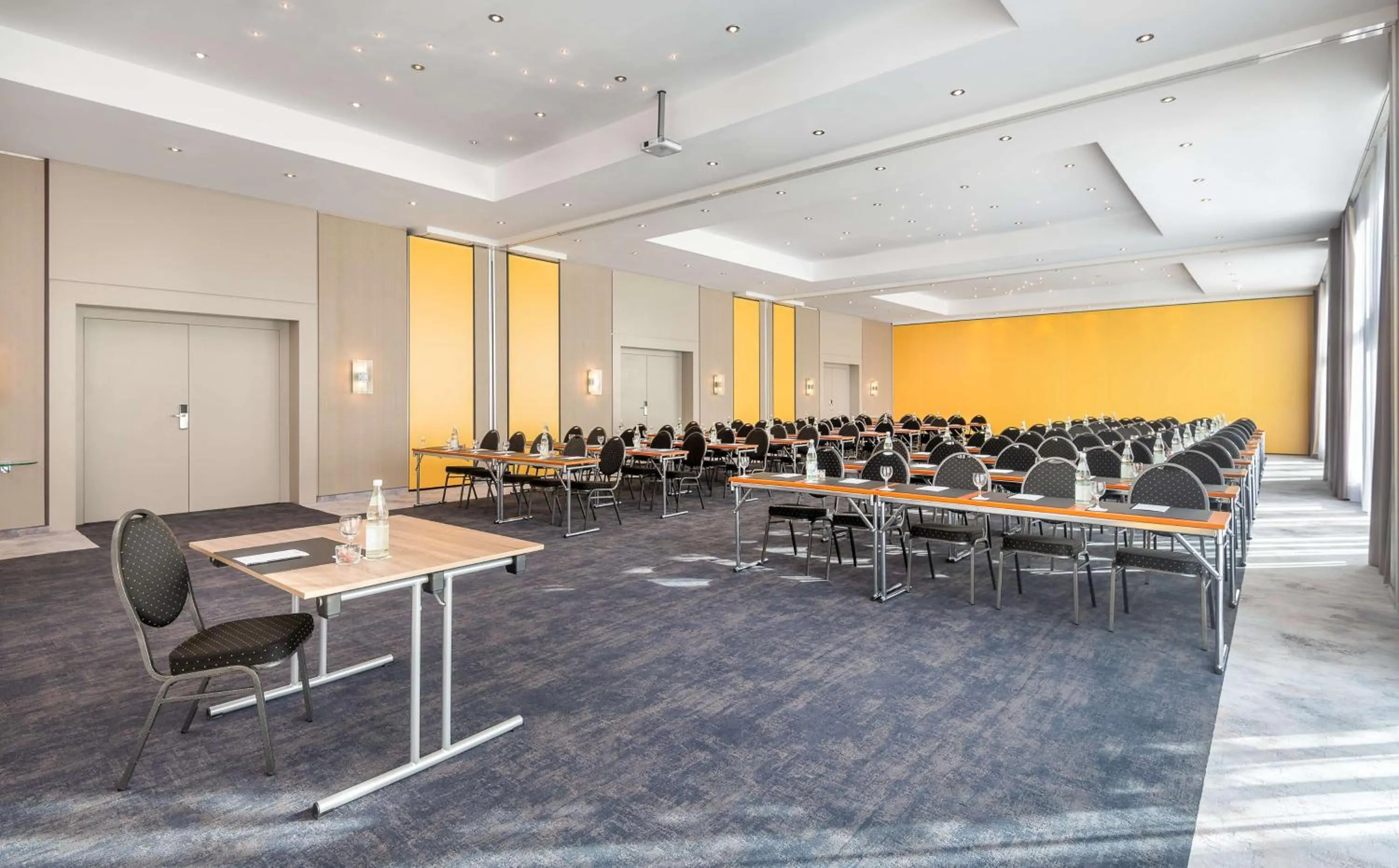 Meeting/conference room in Radisson Blu Fürst Leopold Hotel