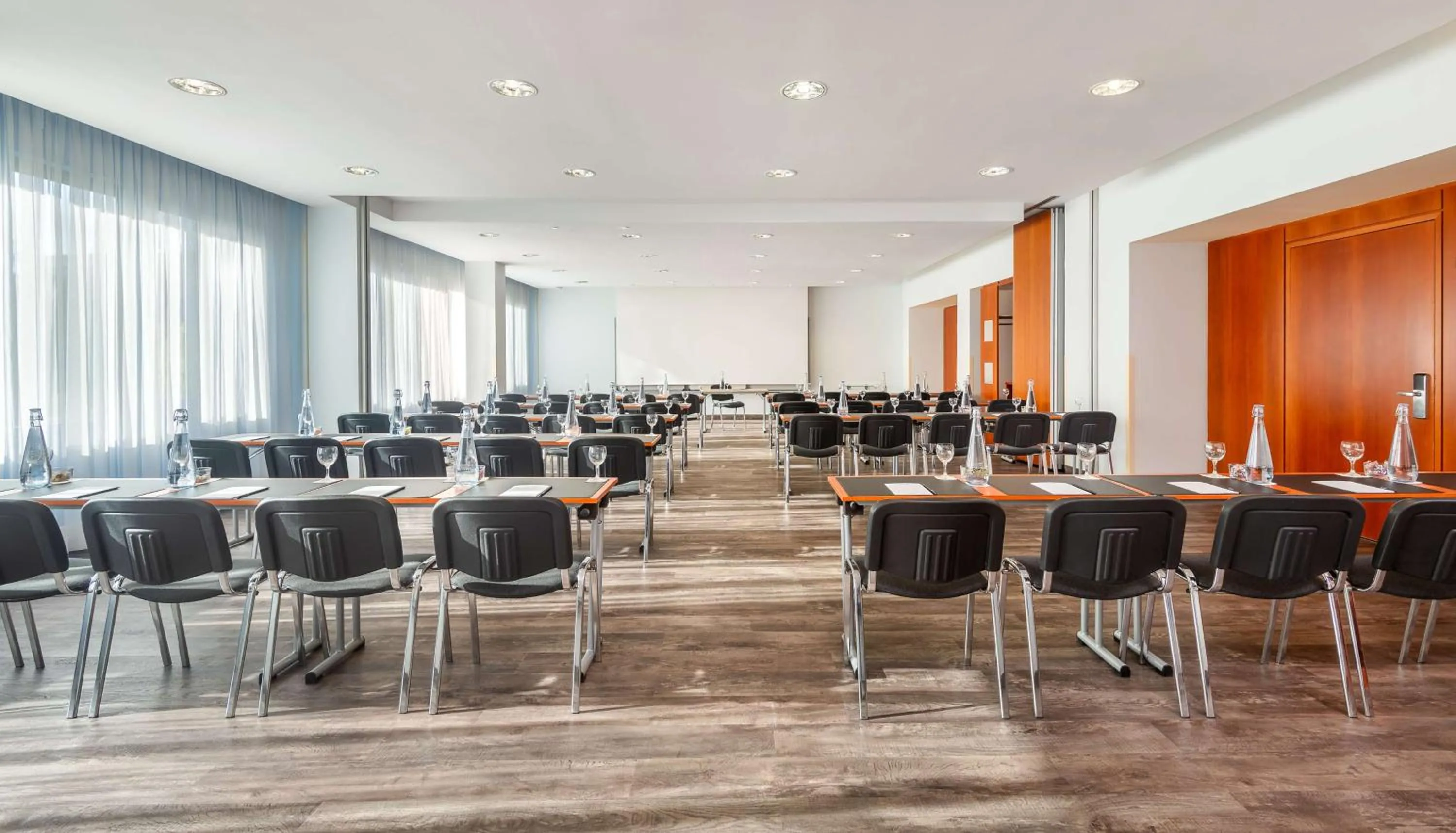 Meeting/conference room in Radisson Blu Fürst Leopold Hotel