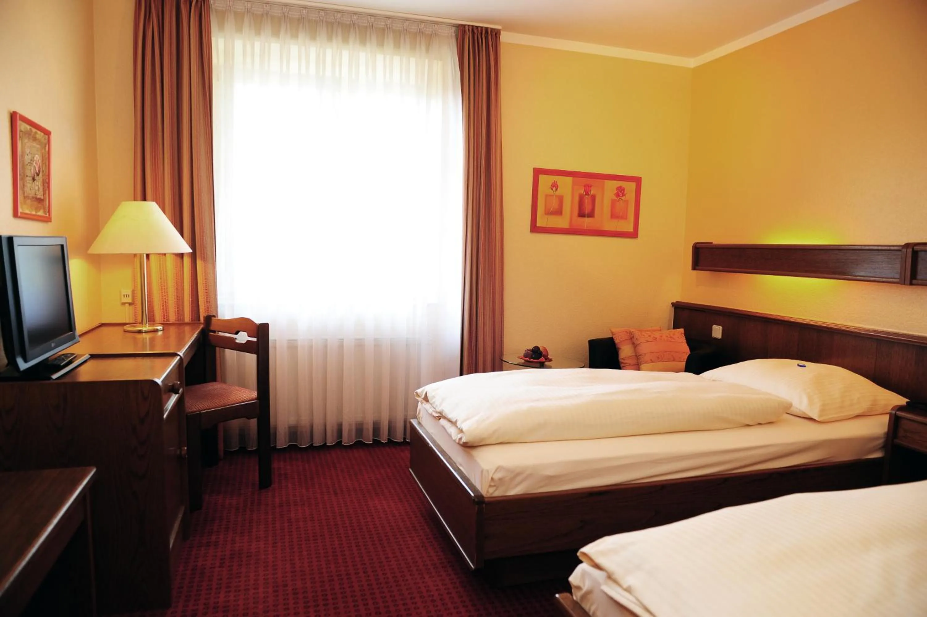 Photo of the whole room, Bed in Hotel Pontivy