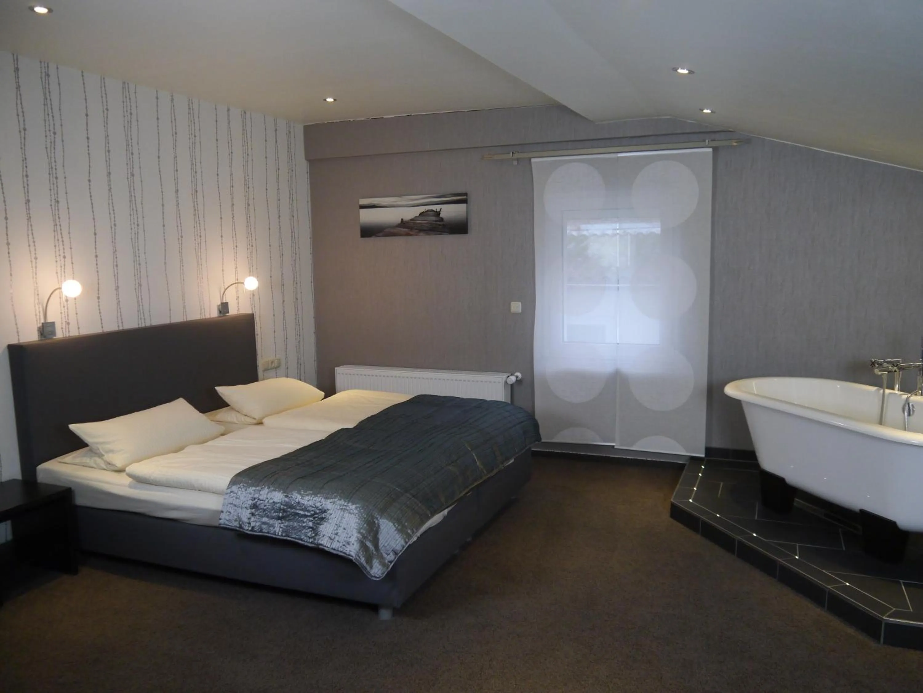 Bed in Hotel Zum Bären