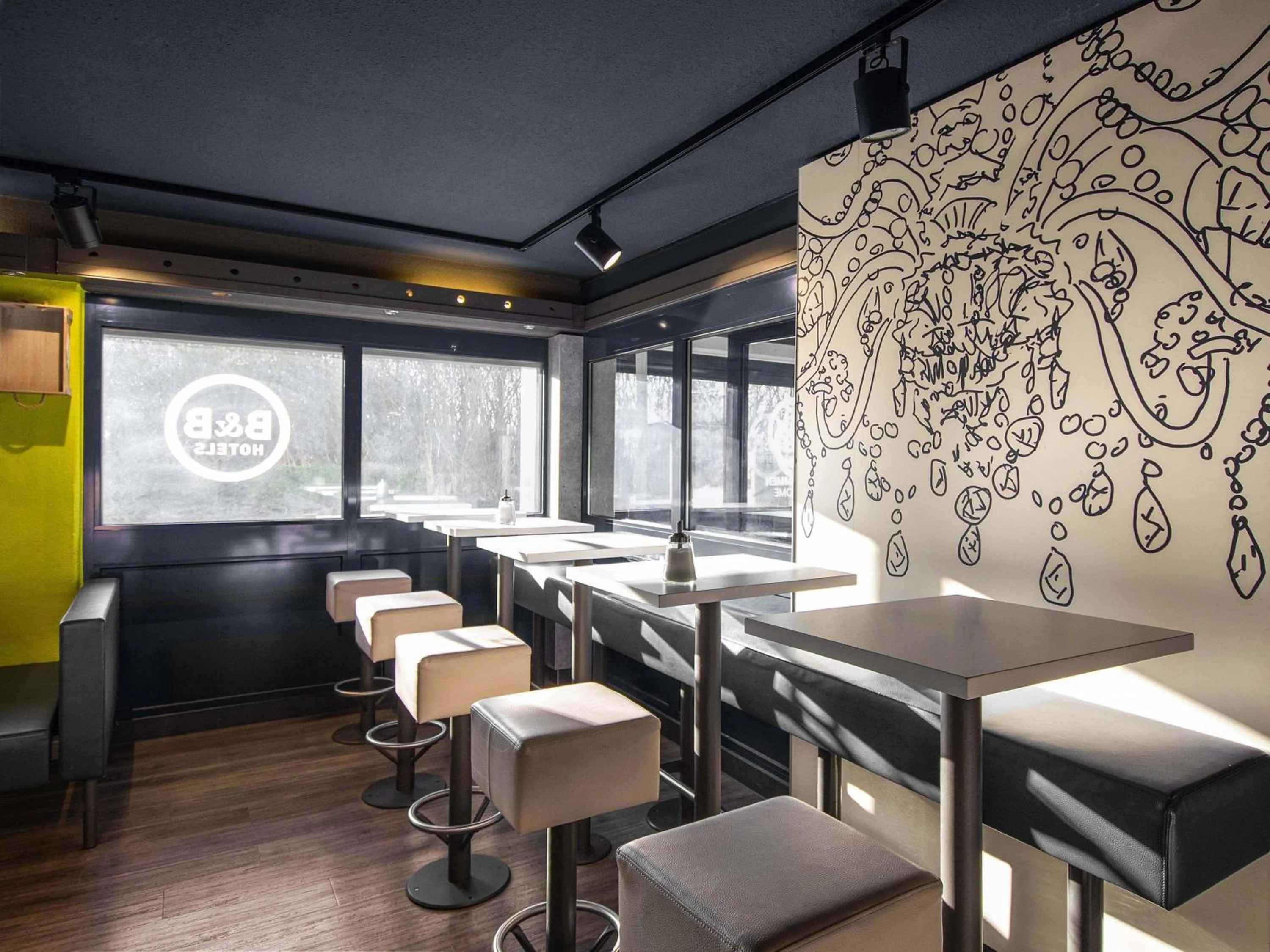 Lobby or reception in B&B HOTEL Rostock-Broderstorf