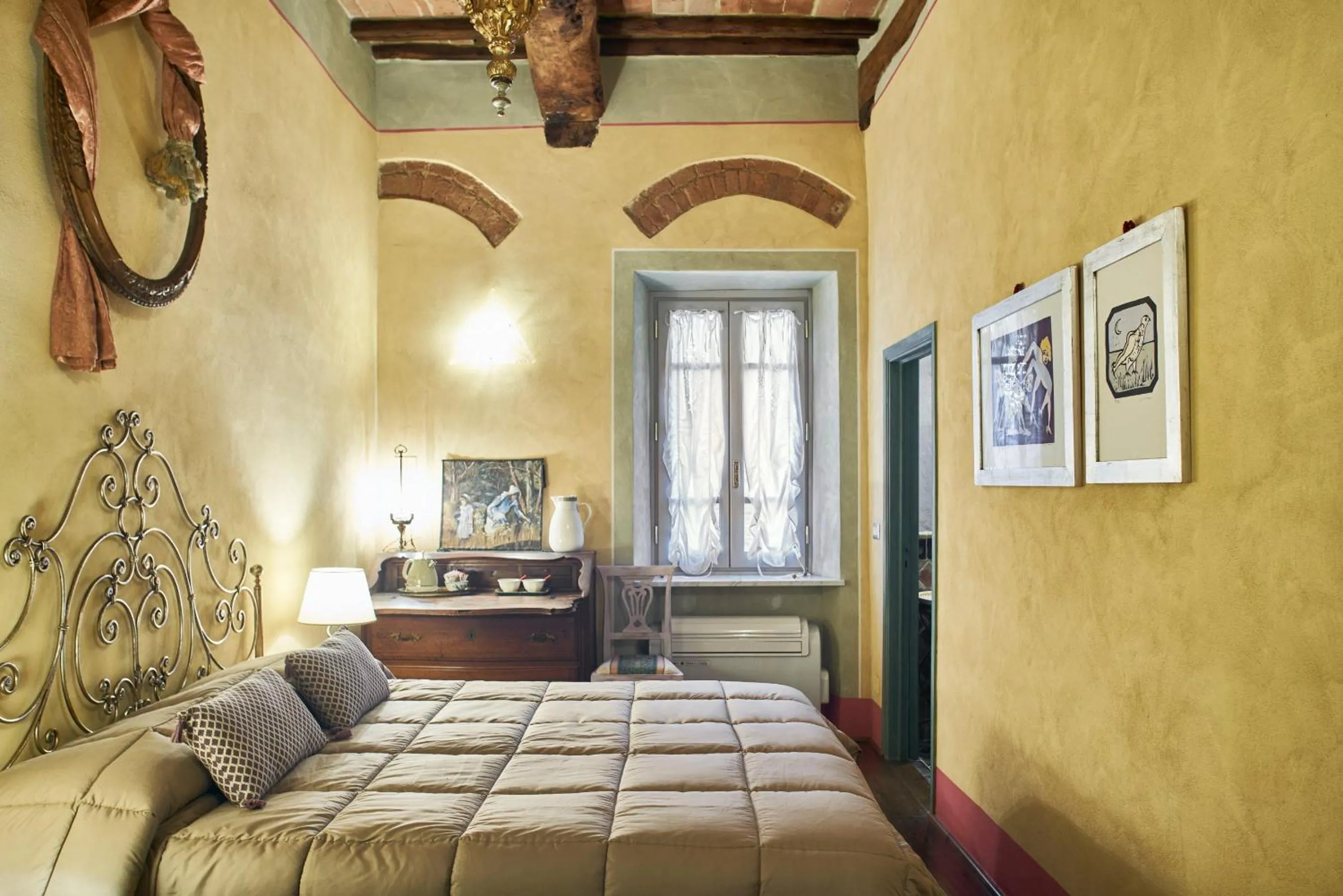 Photo of the whole room, Bed in Alla Scala 1746