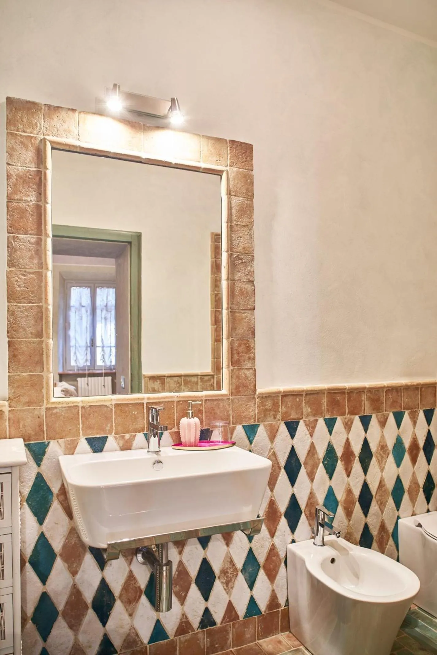 Bathroom in Alla Scala 1746