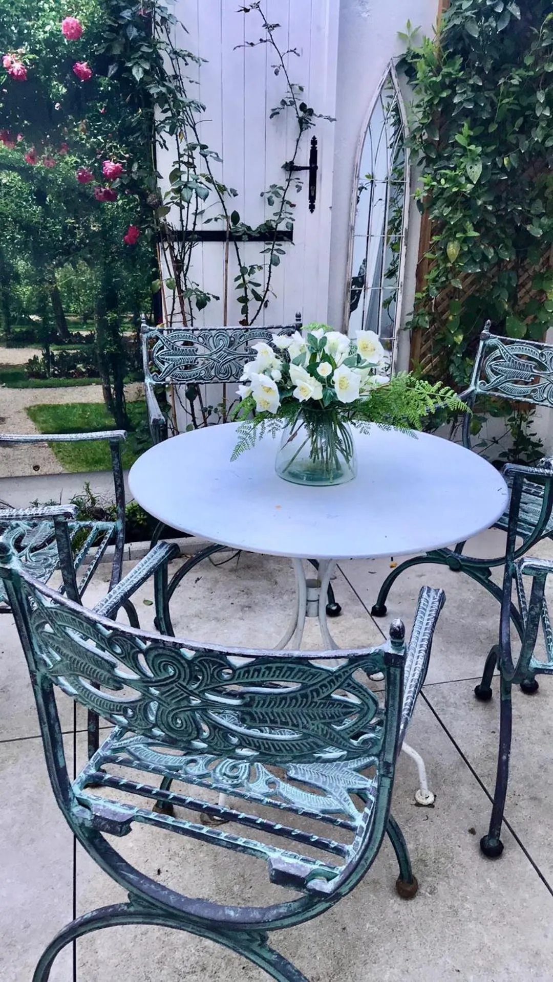 Patio in Le 31 B&B Amboise Centre