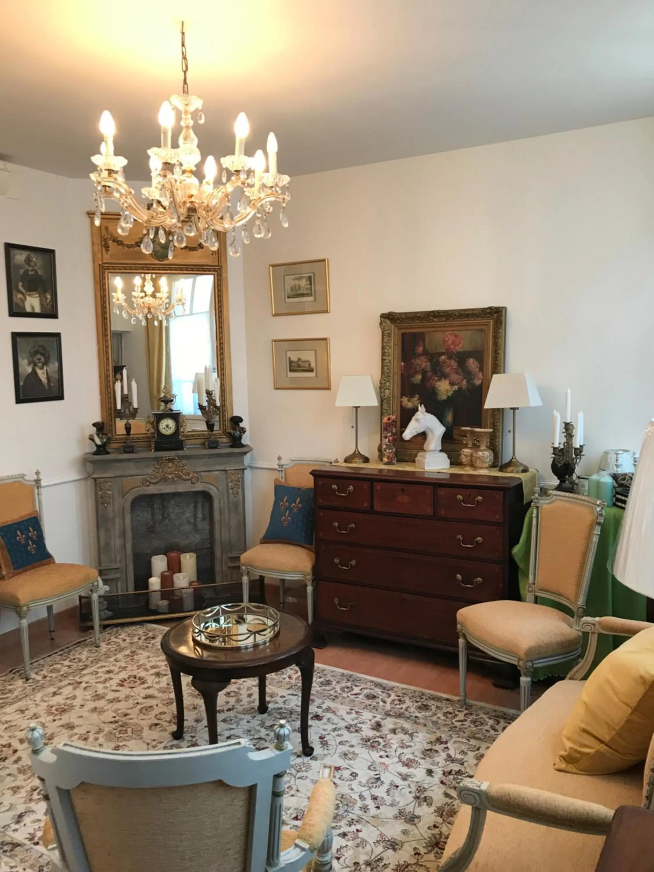 Communal lounge/ TV room in Le 31 B&B Amboise Centre