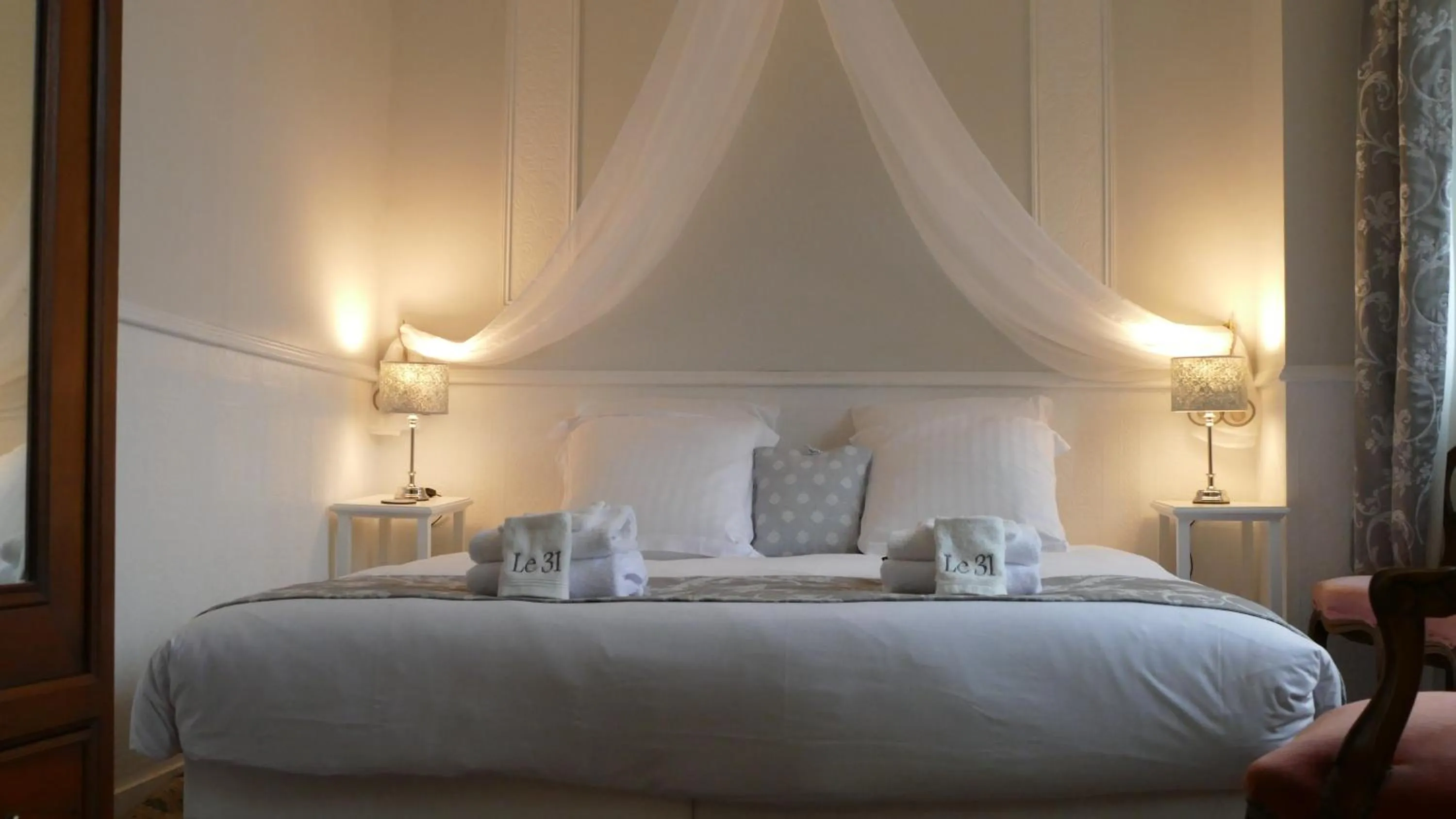 Bedroom in Le 31 B&B Amboise Centre