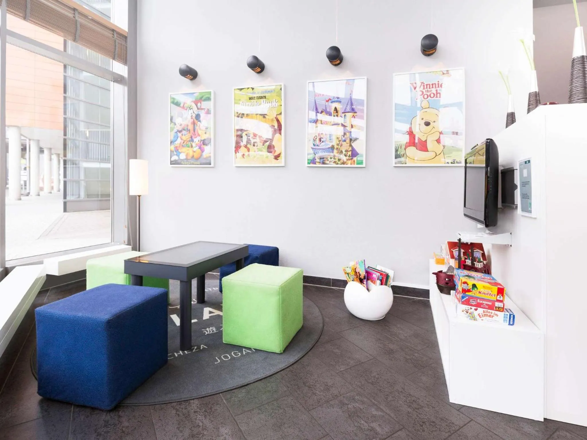 children in Novotel Suites Hannover