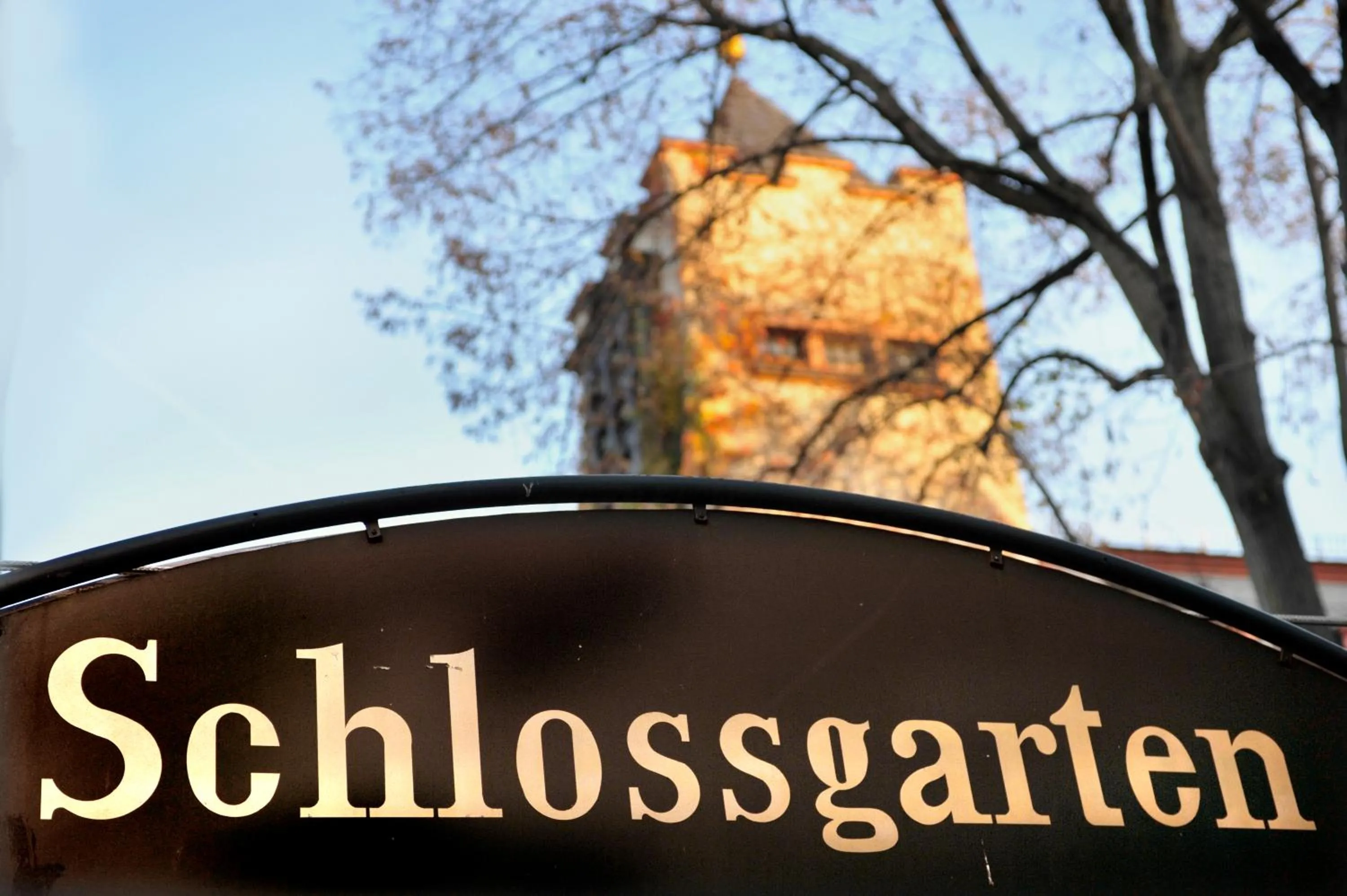 Decorative detail in Breuer's Rüdesheimer Schloss